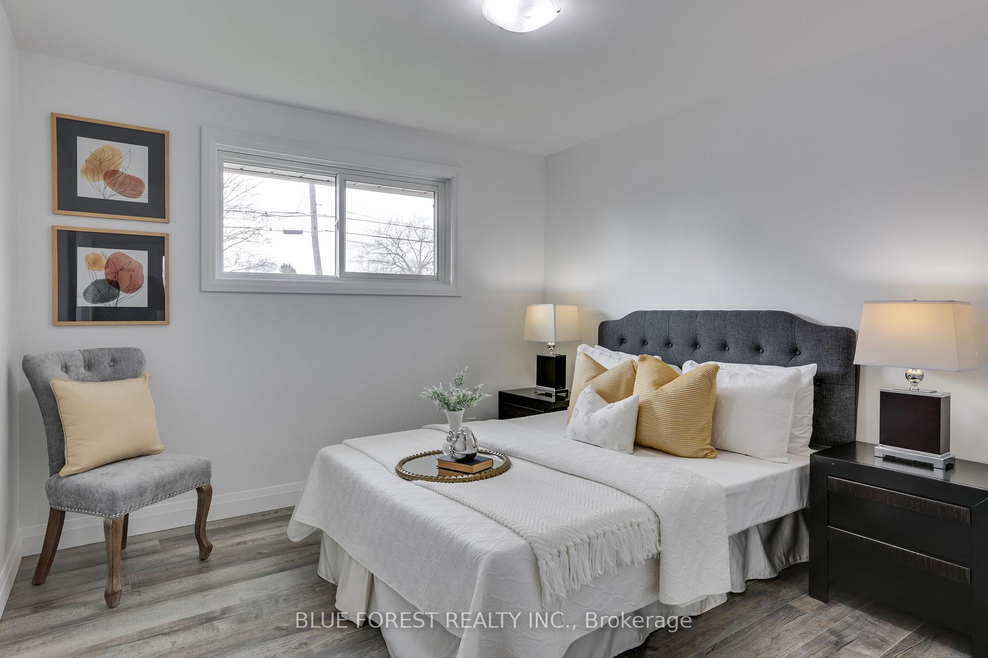 Photo 8 of 220 Ross Avenue, Thames Centre, Dorchester — HOMEH