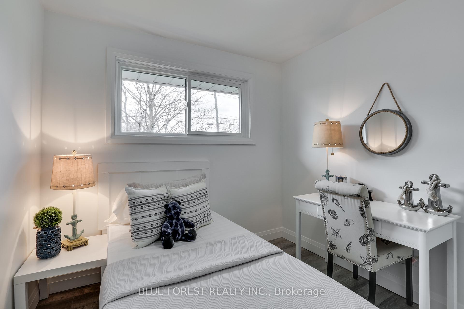 Photo 10 of 220 Ross Avenue, Thames Centre, Dorchester — HOMEH