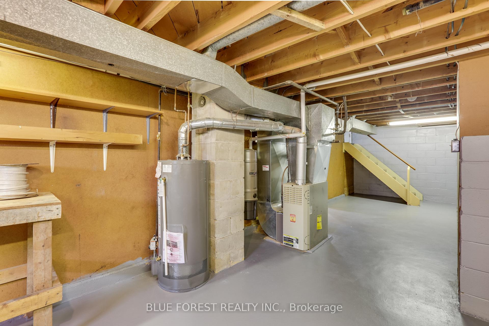 Photo 14 of 220 Ross Avenue, Thames Centre, Dorchester — HOMEH