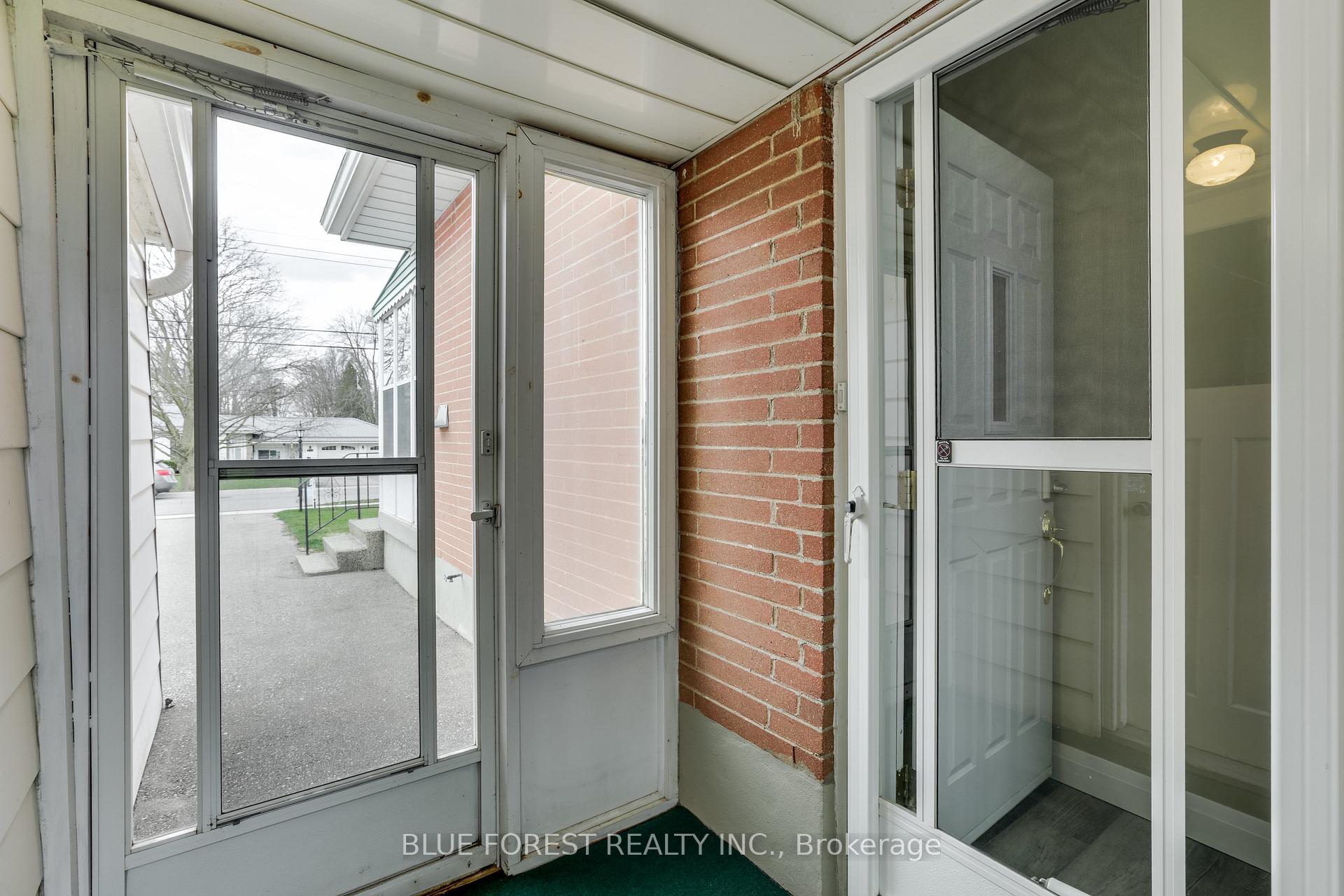 Photo 21 of 220 Ross Avenue, Thames Centre, Dorchester — HOMEH