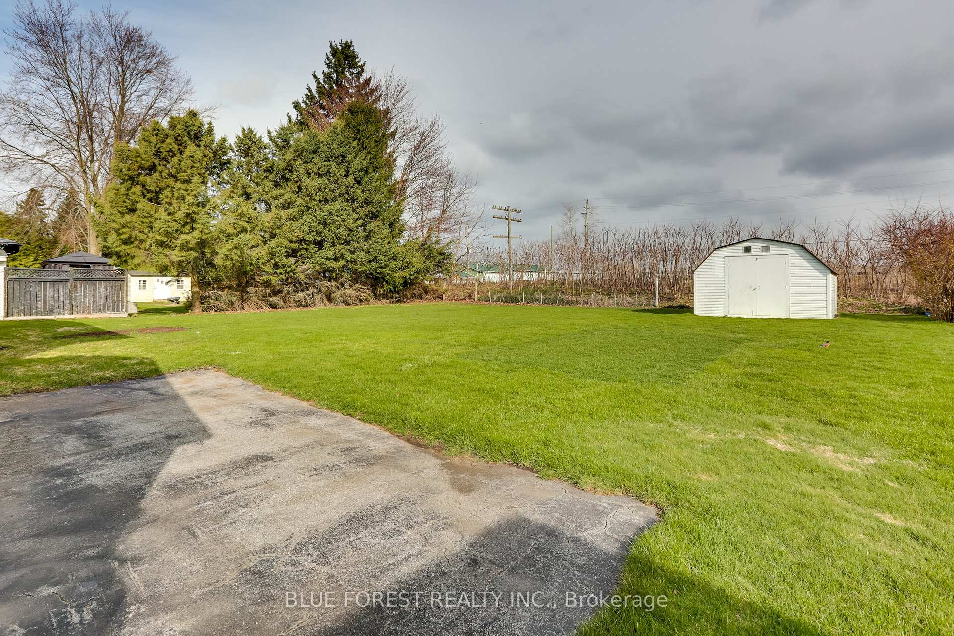 Photo 24 of 220 Ross Avenue, Thames Centre, Dorchester — HOMEH