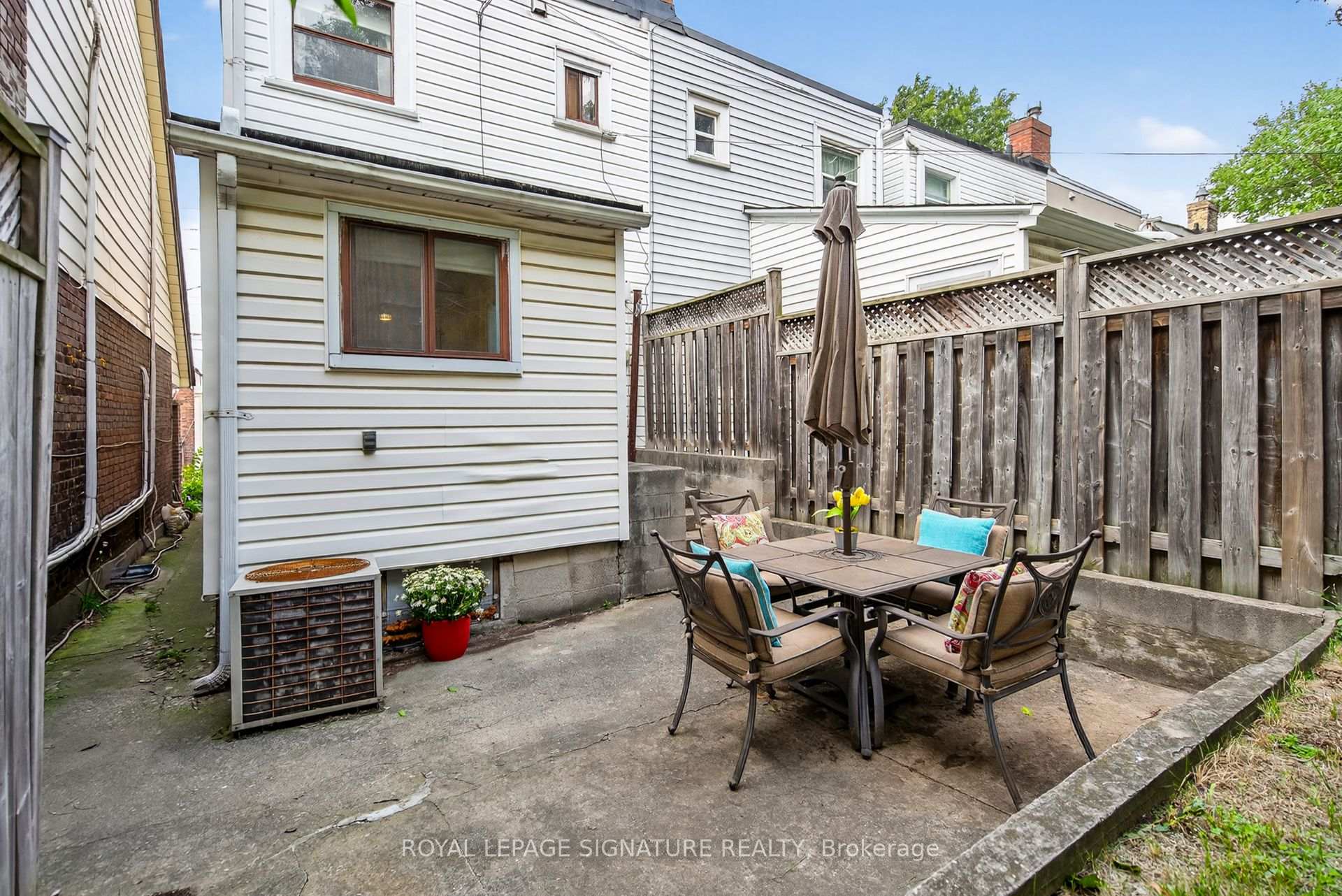 Photo 38 of 185 Donlands Avenue, Toronto, Danforth Village-East York — HOMEH
