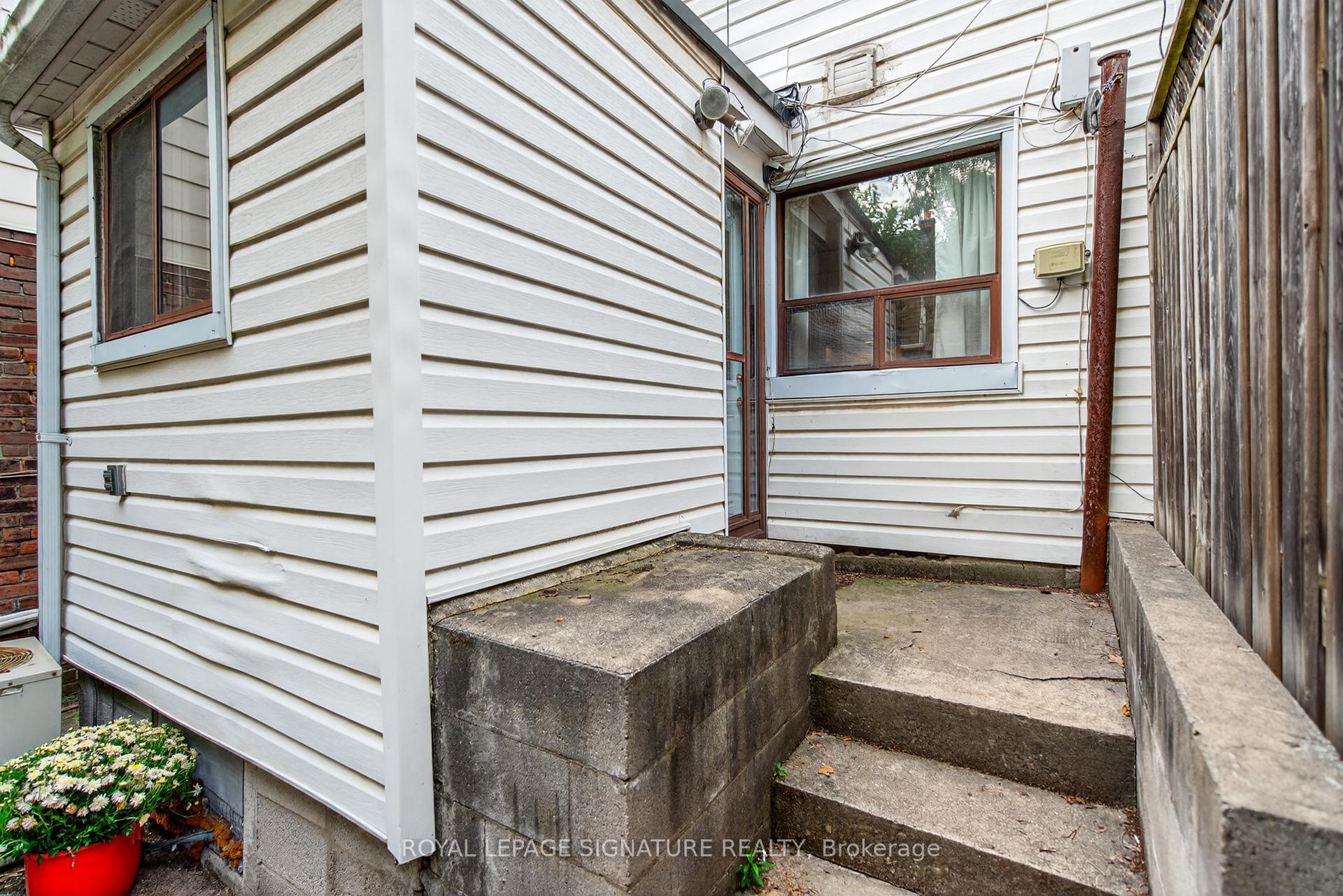 Photo 40 of 185 Donlands Avenue, Toronto, Danforth Village-East York — HOMEH