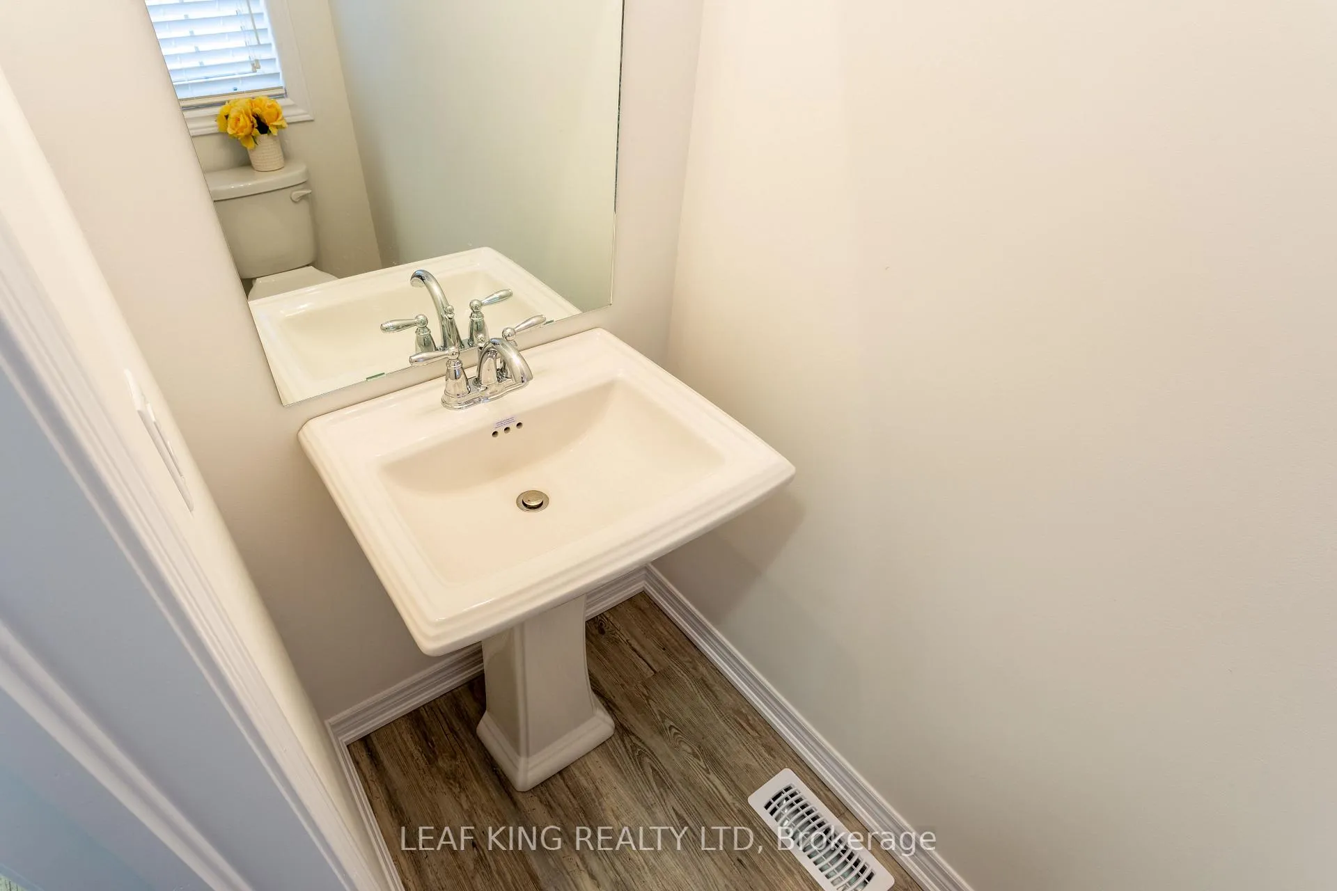Photo 10 of 47 Beasley Grove, Hamilton, Meadowlands — HOMEH