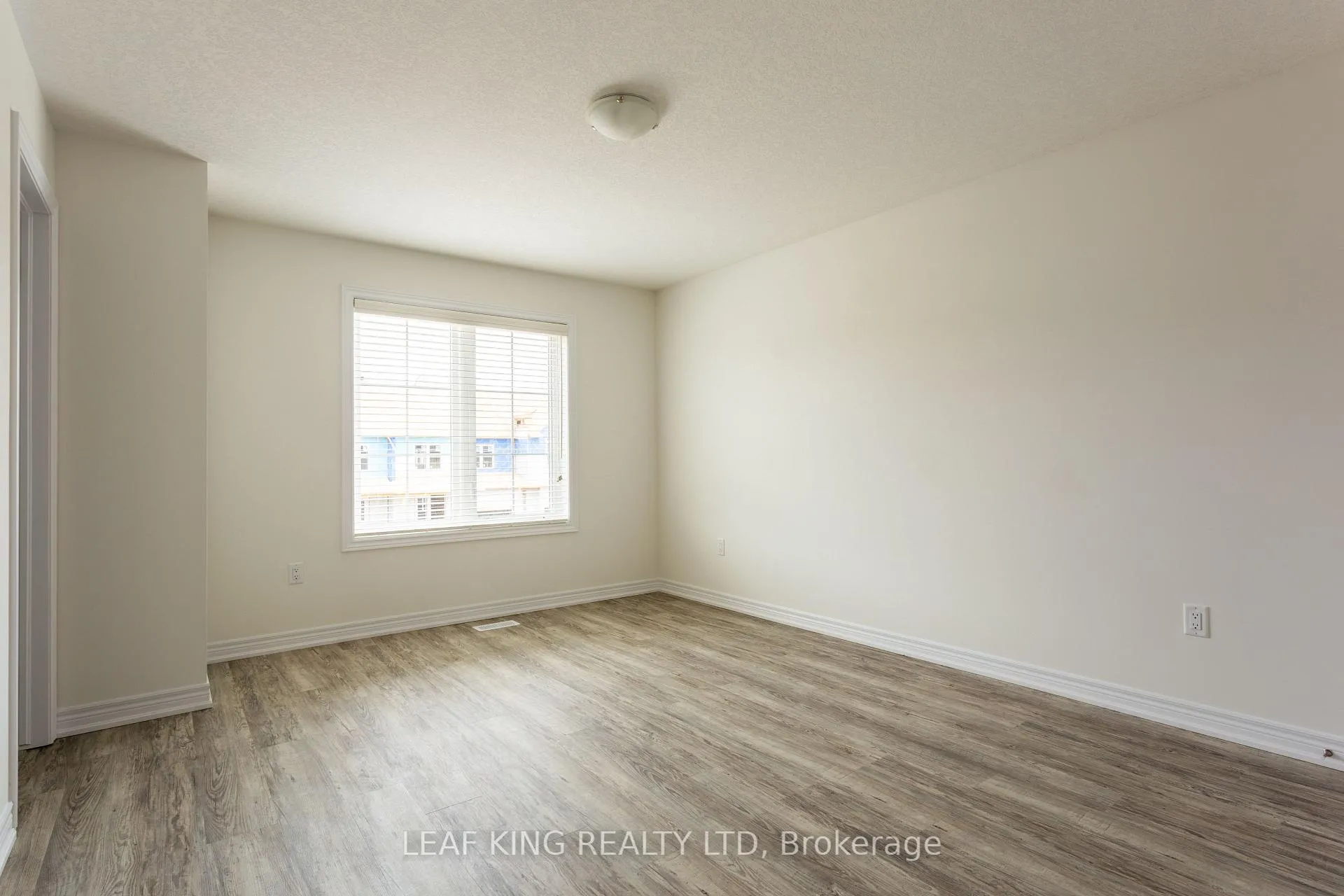 Photo 12 of 47 Beasley Grove, Hamilton, Meadowlands — HOMEH