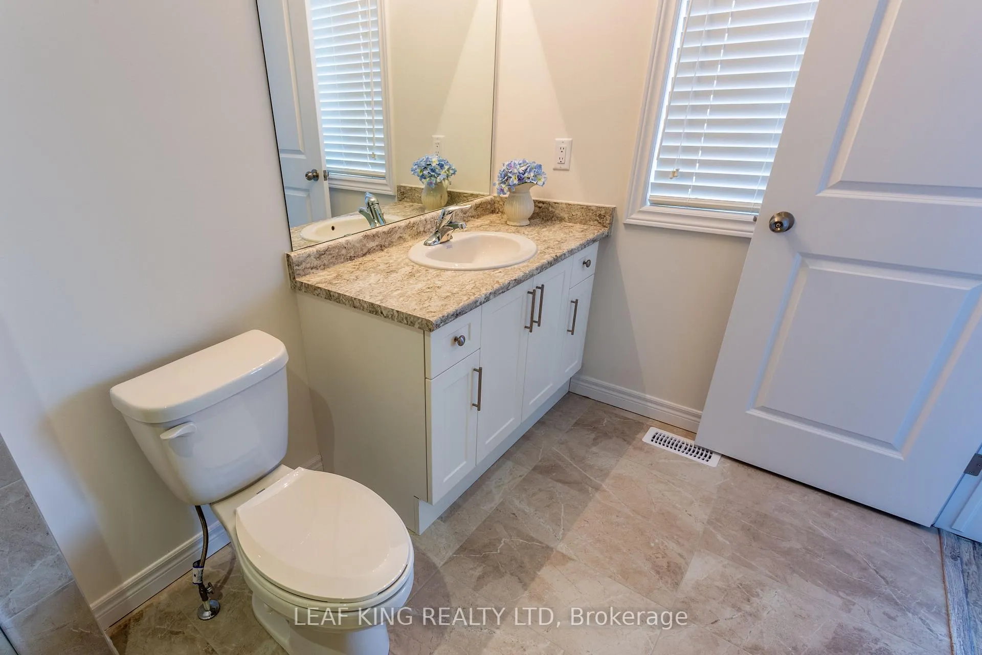 Photo 16 of 47 Beasley Grove, Hamilton, Meadowlands — HOMEH