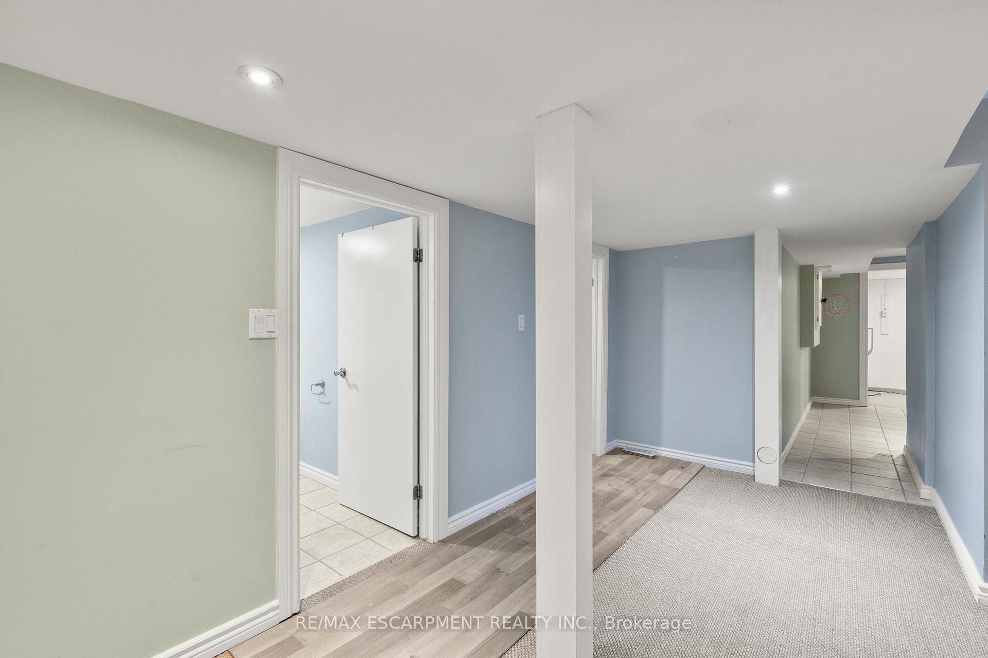 Photo 22 of 8 Coleman Court, Thorold, Confederation Heights — HOMEH