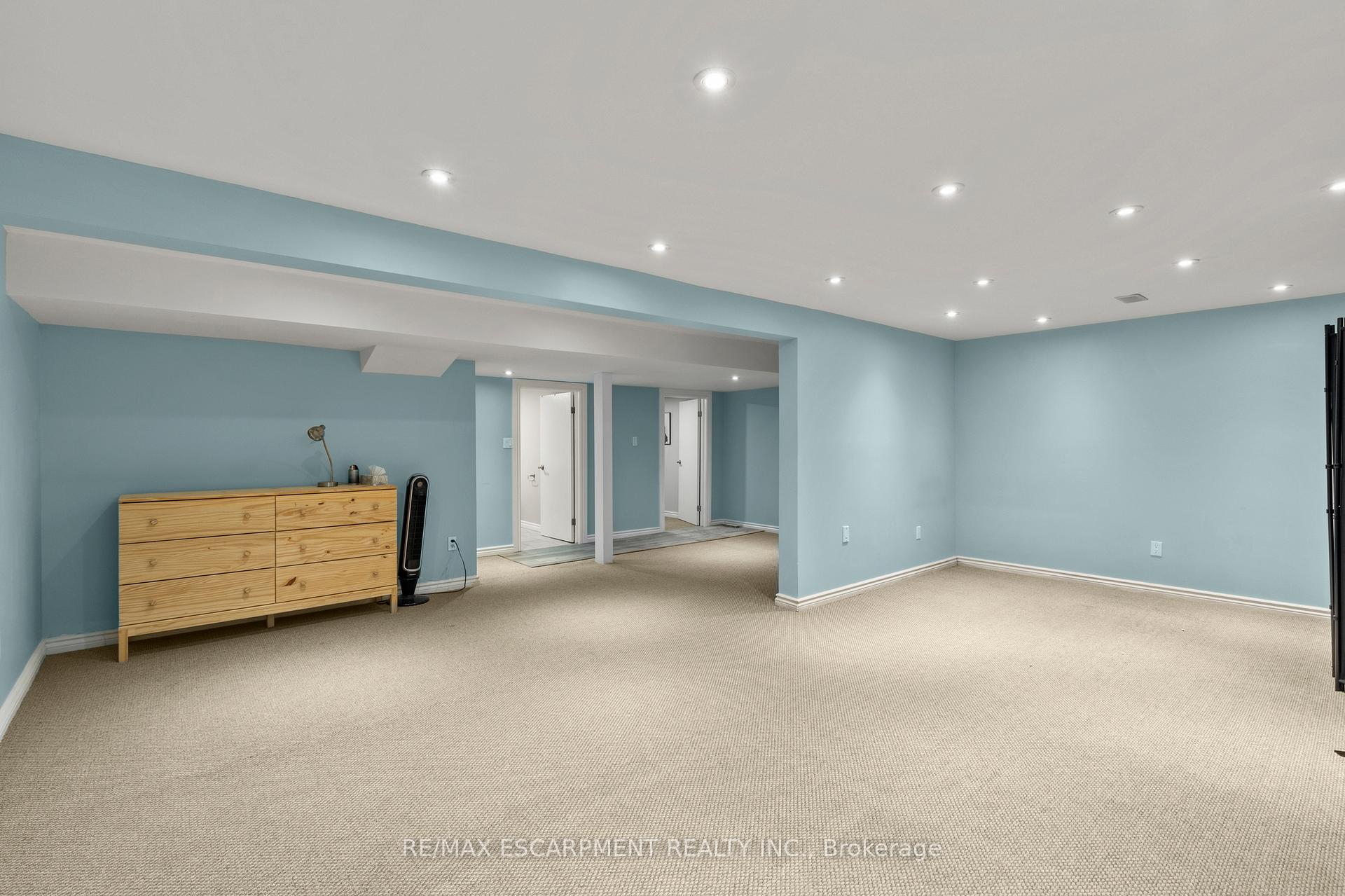 Photo 23 of 8 Coleman Court, Thorold, Confederation Heights — HOMEH