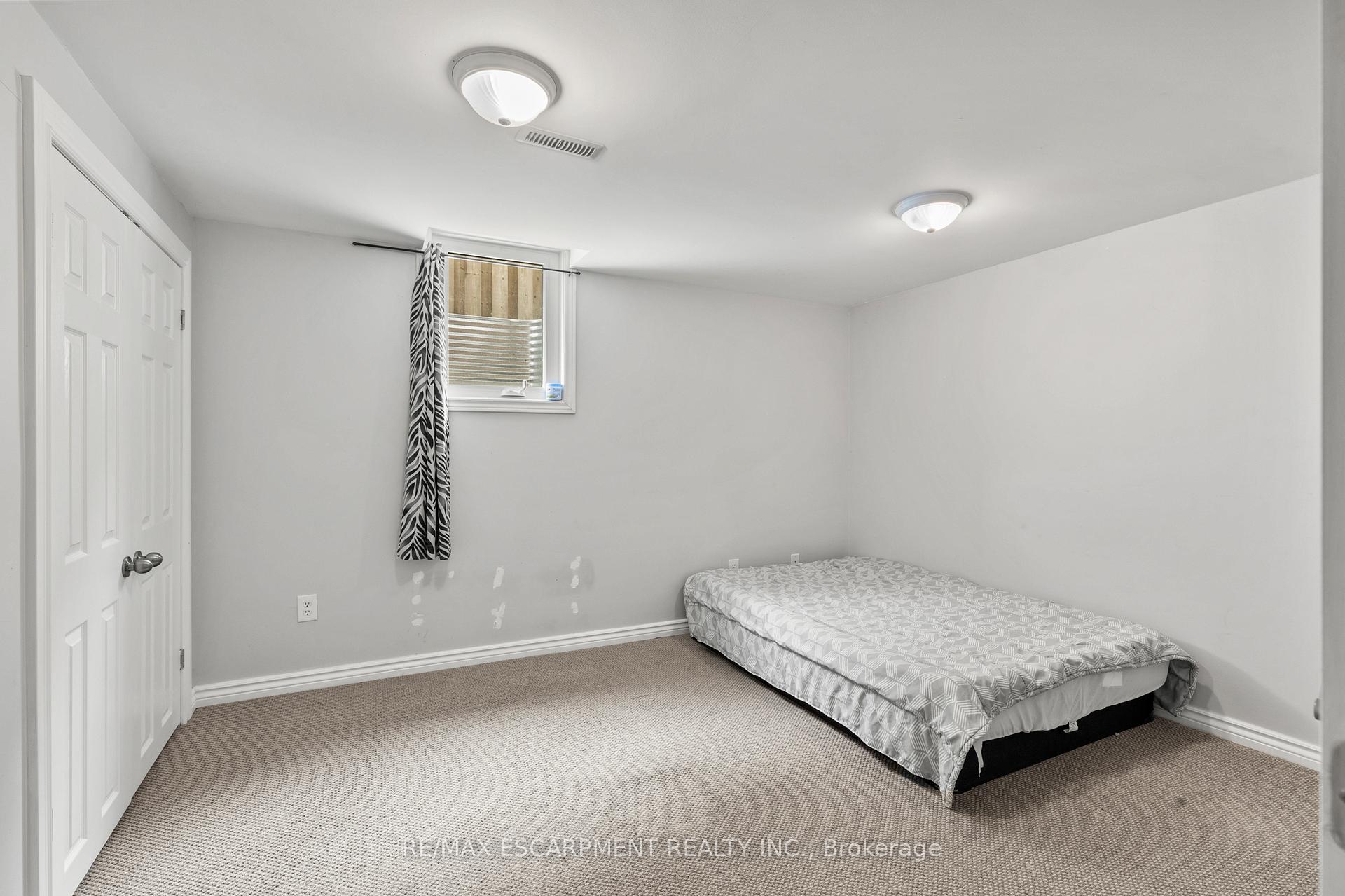 Photo 25 of 8 Coleman Court, Thorold, Confederation Heights — HOMEH
