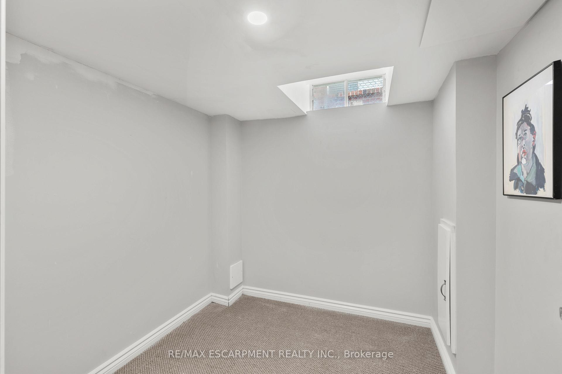 Photo 26 of 8 Coleman Court, Thorold, Confederation Heights — HOMEH