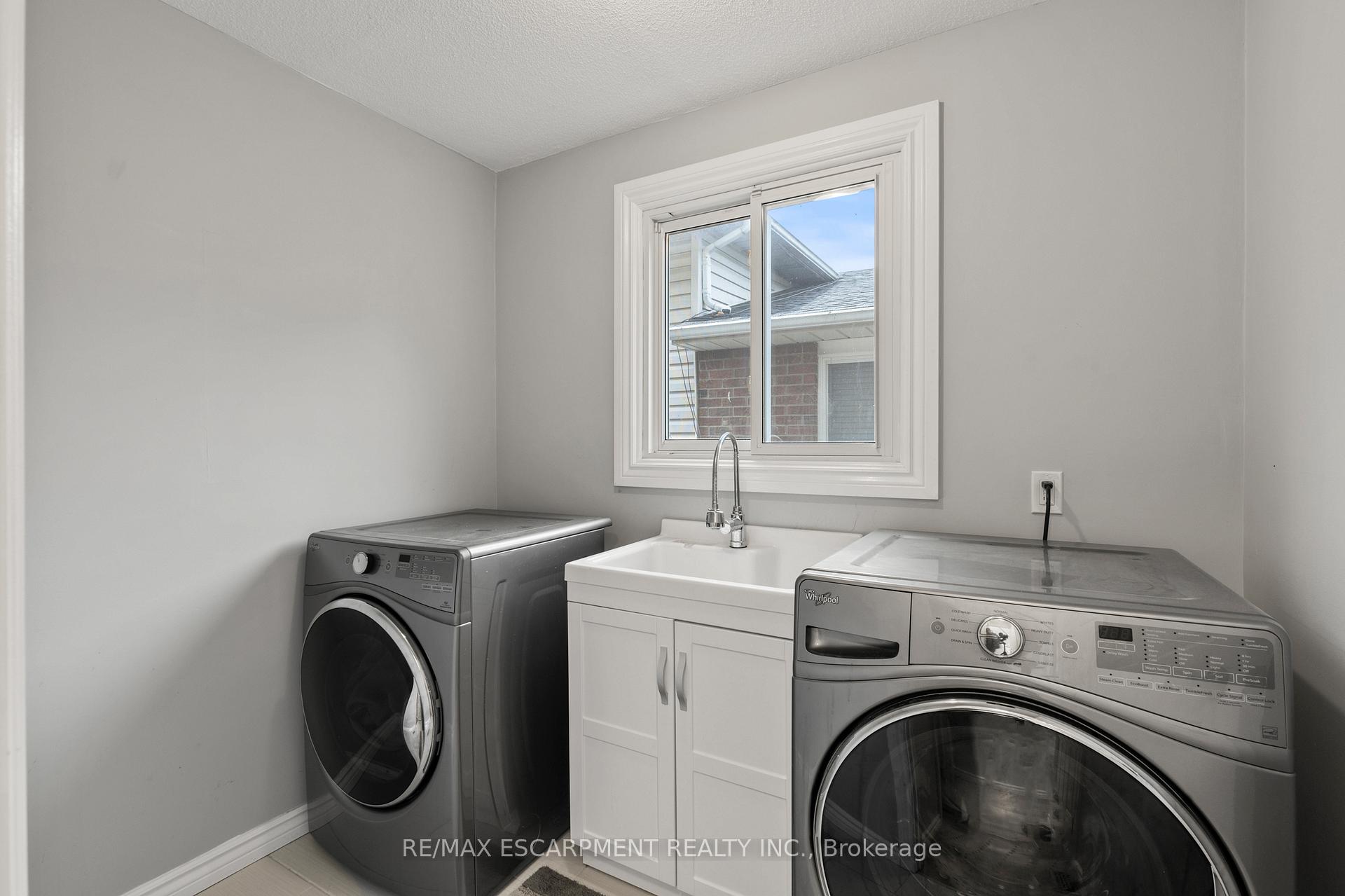 Photo 28 of 8 Coleman Court, Thorold, Confederation Heights — HOMEH