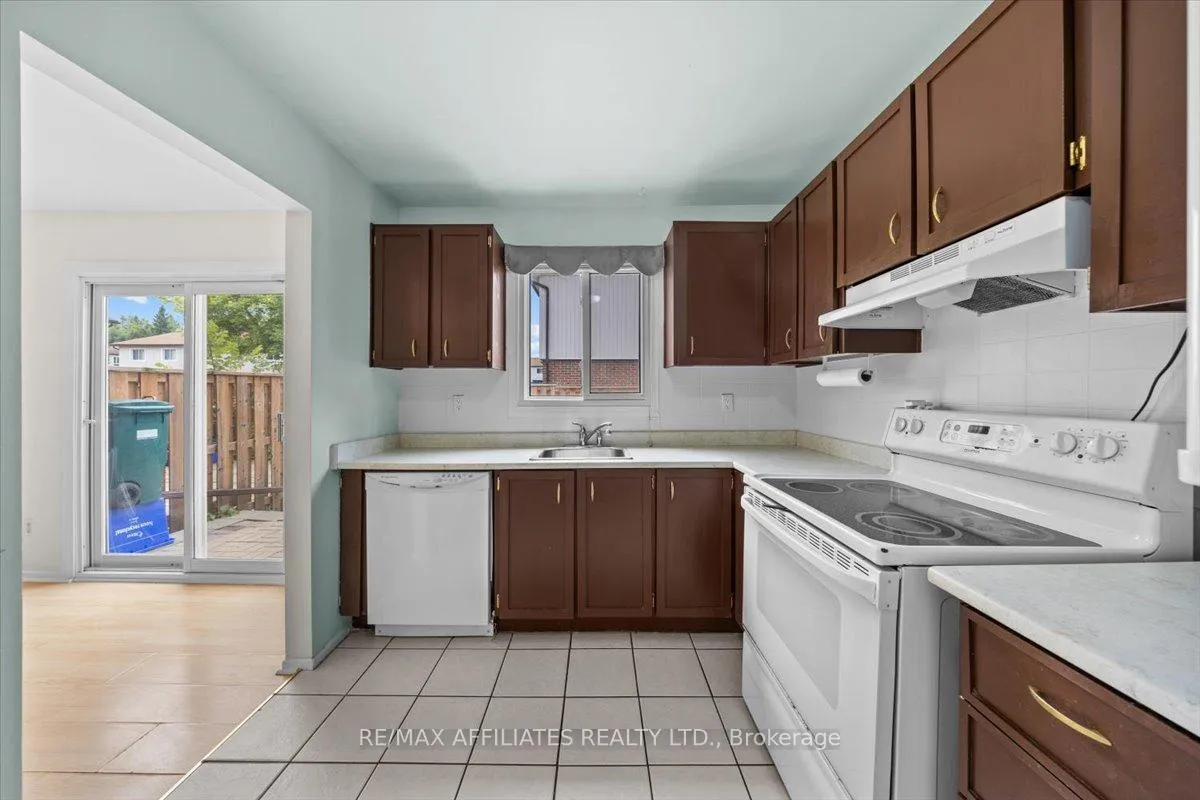 Photo 14 of 3192 Bannon Way, Ottawa, Blossom Park/Kemp Park/Findlay Creek — HOMEH