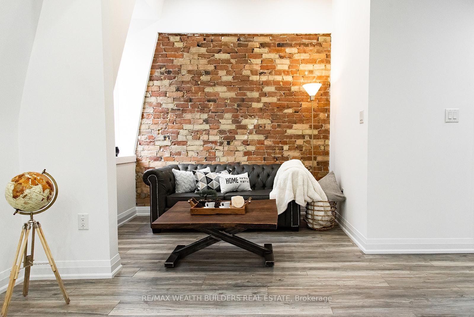 Photo 2 of Unit 5, 207 Jarvis Street, Toronto, Moss Park — HOMEH