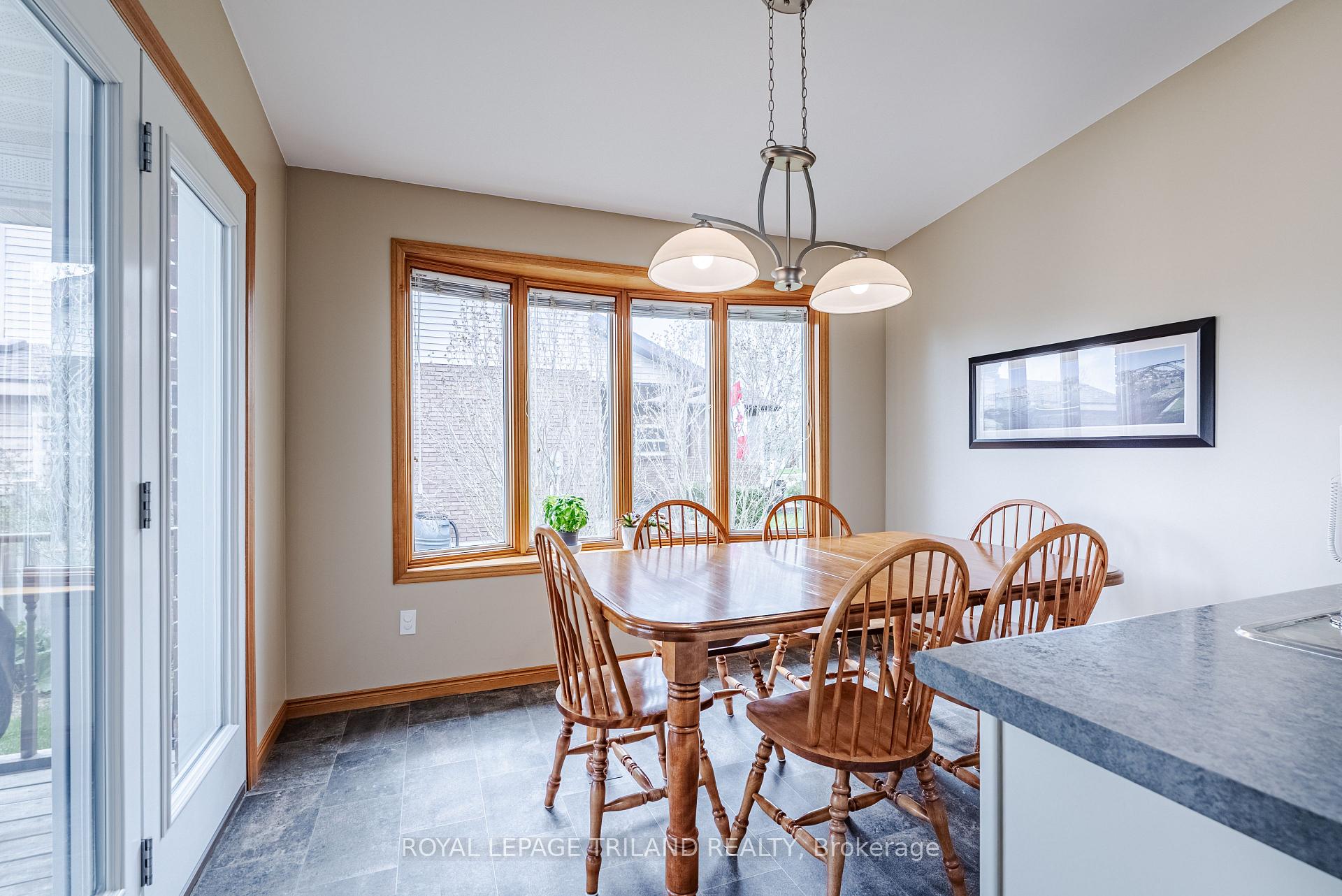 Photo 20 of 235 Mitchell Avenue, Thames Centre, Dorchester — HOMEH
