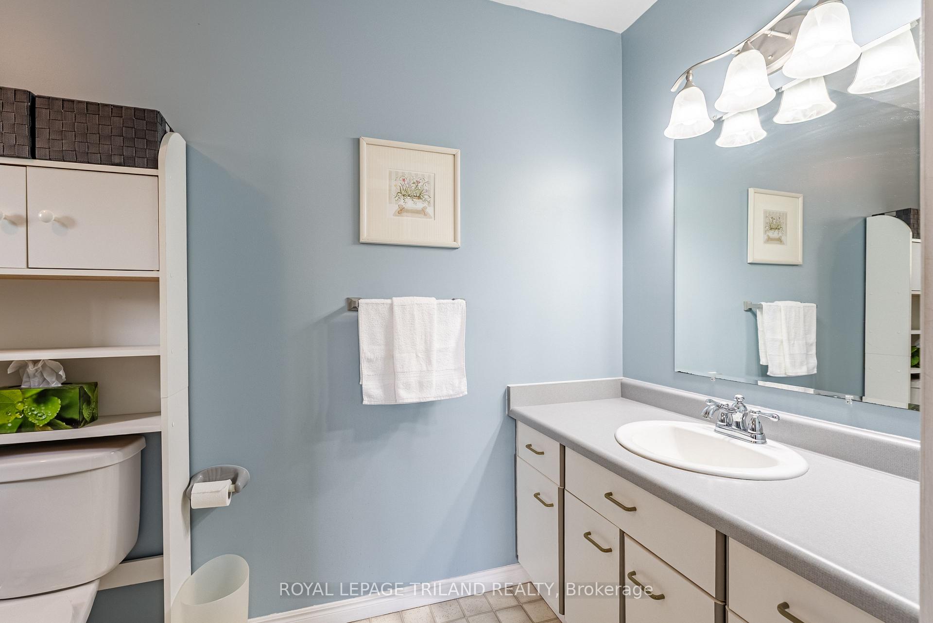 Photo 27 of 235 Mitchell Avenue, Thames Centre, Dorchester — HOMEH