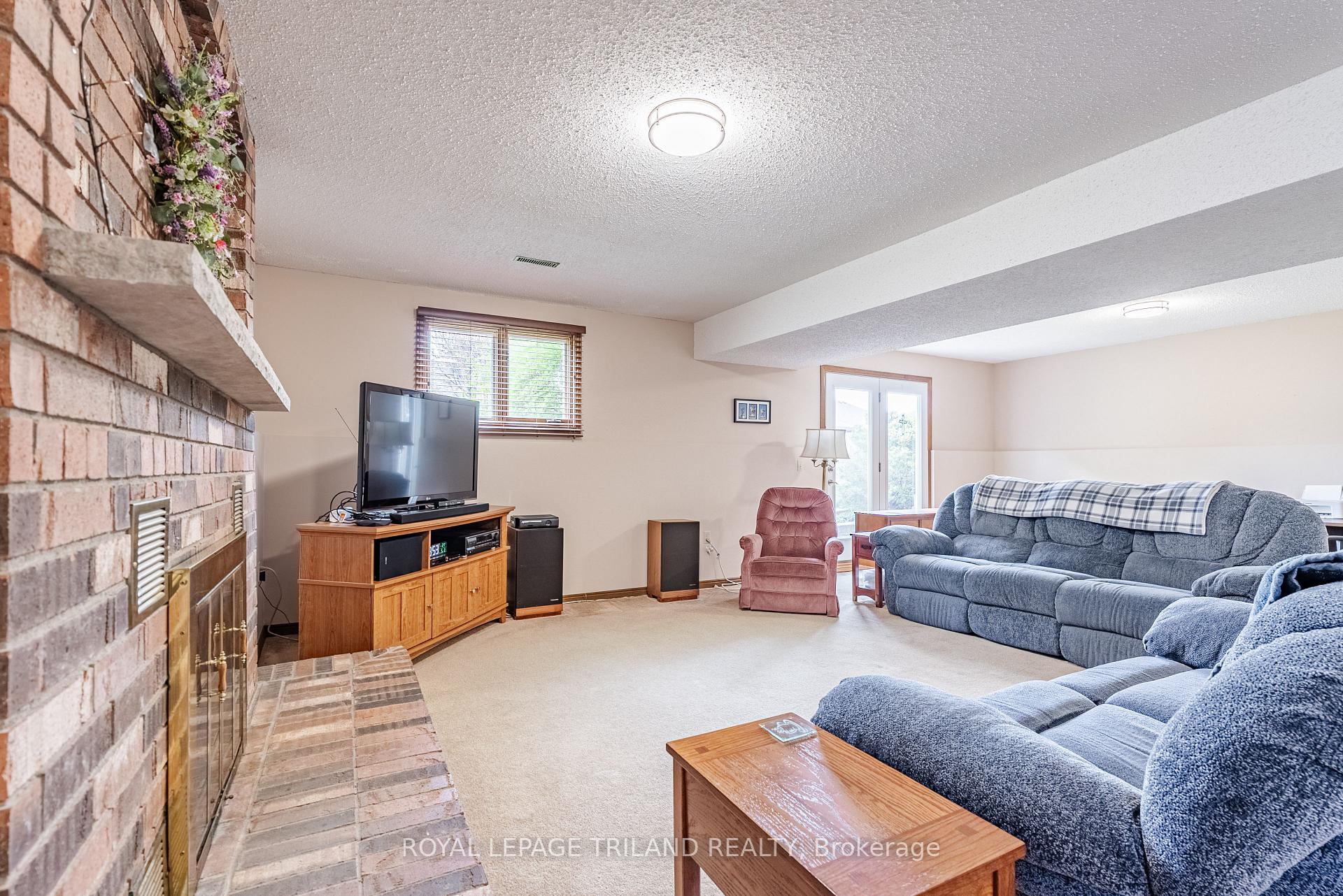 Photo 34 of 235 Mitchell Avenue, Thames Centre, Dorchester — HOMEH