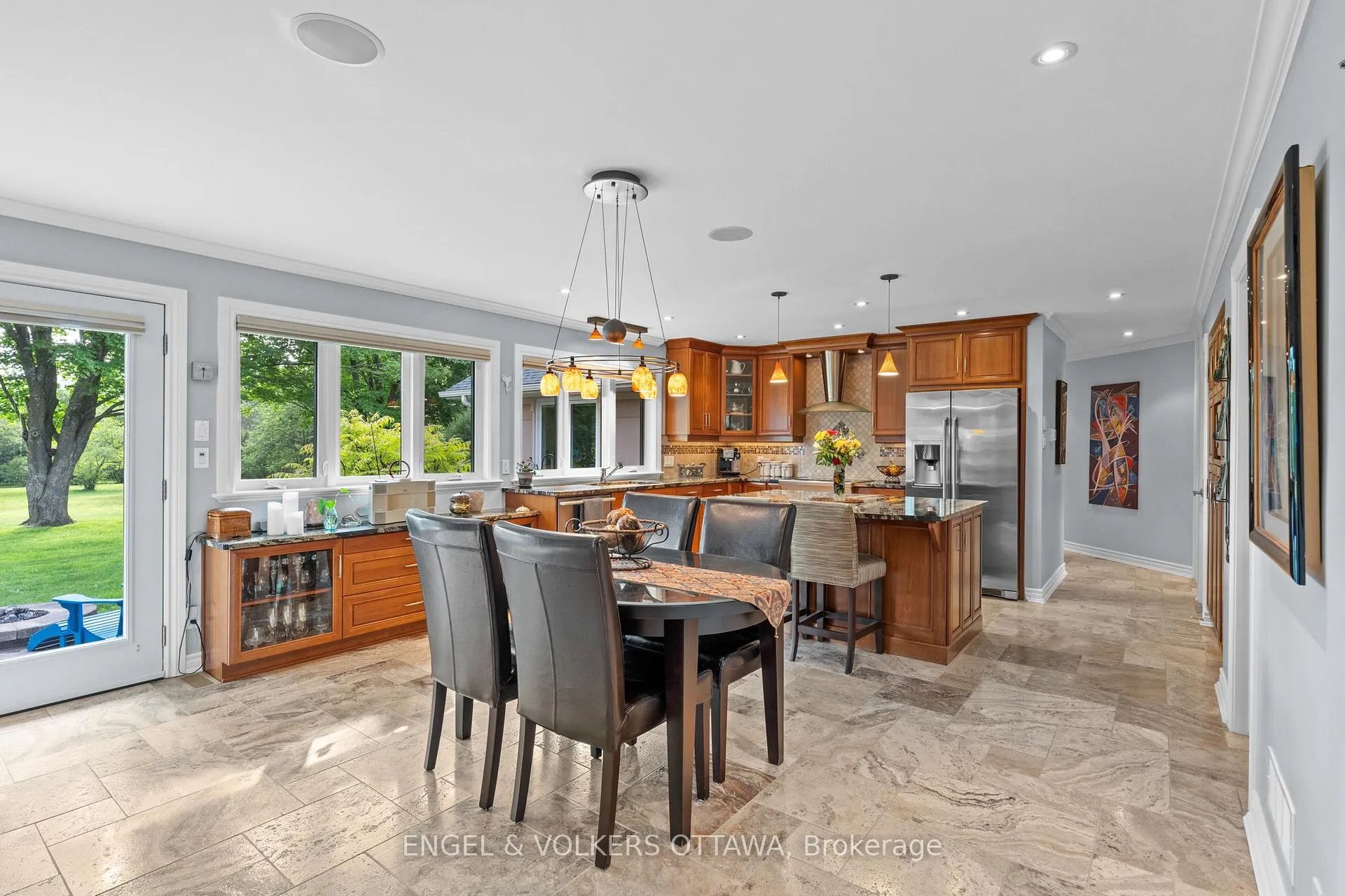 Photo 15 of 24 Doris Avenue, Ottawa, Blossom Park/Kemp Park/Findlay Creek — HOMEH