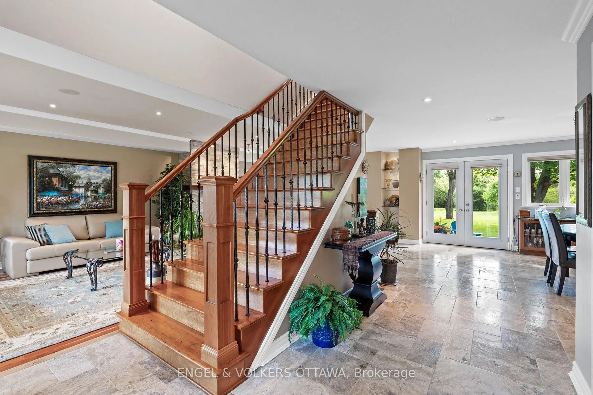 Photo 19 of 24 Doris Avenue, Ottawa, Blossom Park/Kemp Park/Findlay Creek — HOMEH