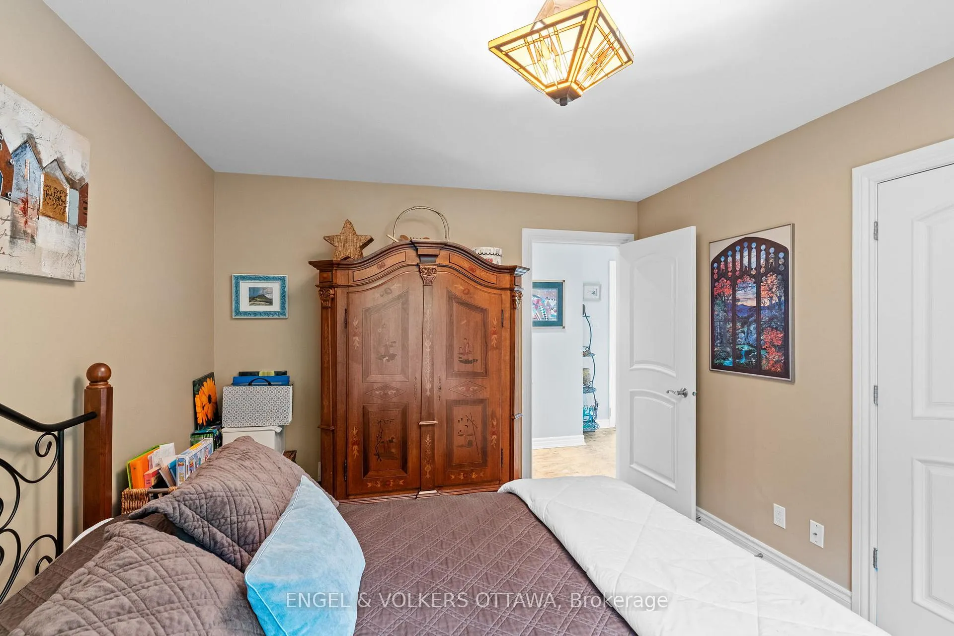 Photo 27 of 24 Doris Avenue, Ottawa, Blossom Park/Kemp Park/Findlay Creek — HOMEH