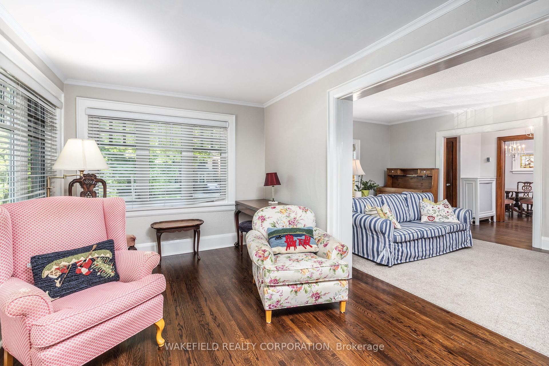 Photo 5 of 14 Willowbank Boulevard, Toronto, Yonge-Eglinton — HOMEH