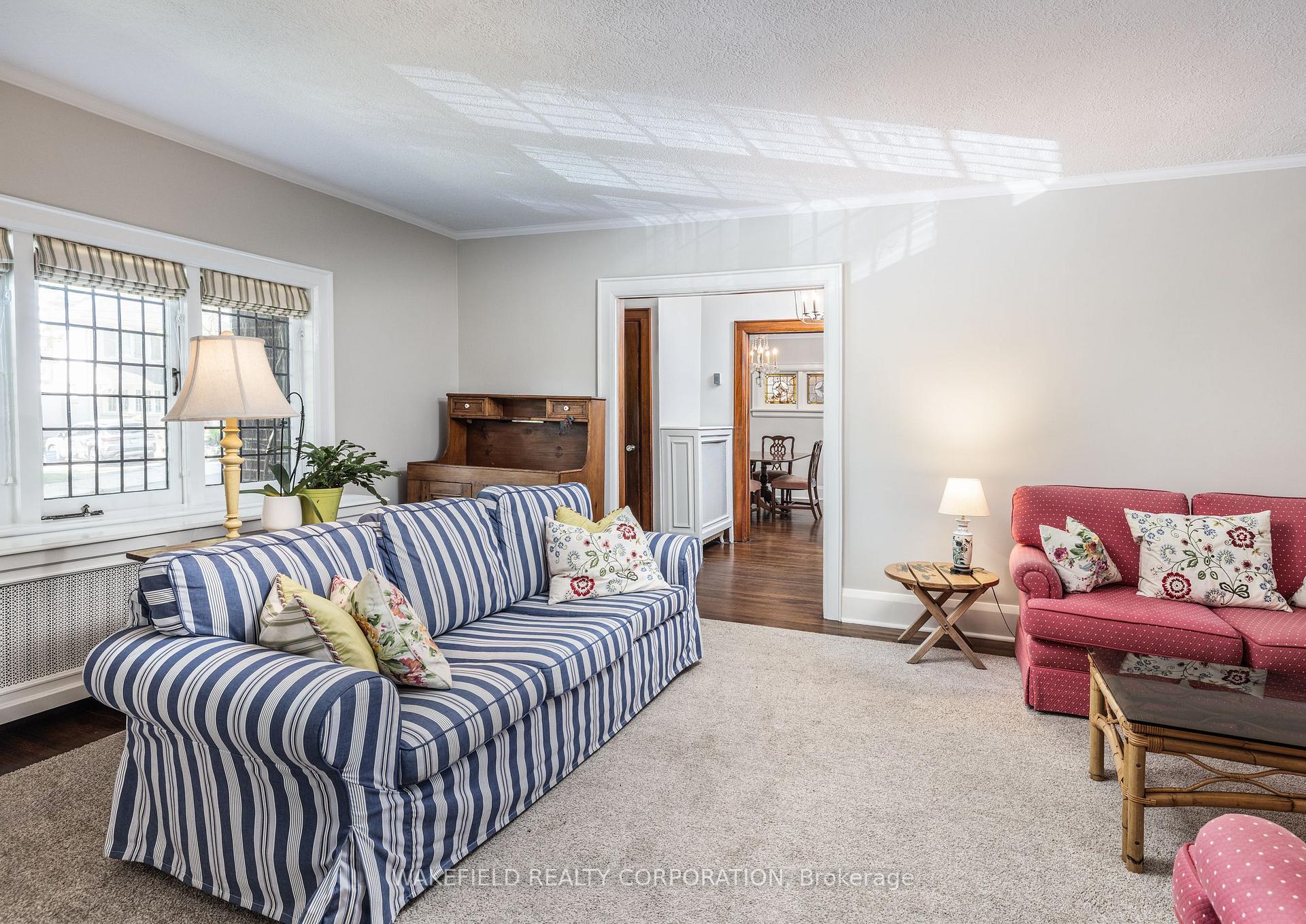 Photo 6 of 14 Willowbank Boulevard, Toronto, Yonge-Eglinton — HOMEH