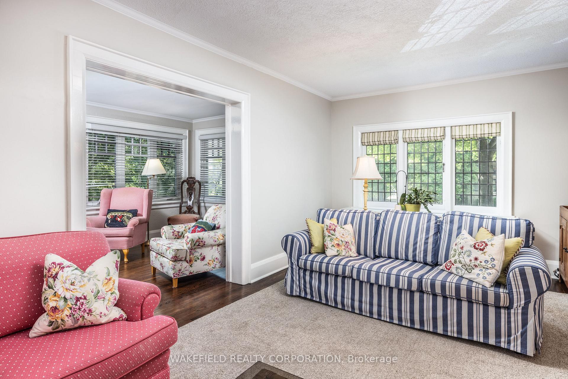 Photo 7 of 14 Willowbank Boulevard, Toronto, Yonge-Eglinton — HOMEH
