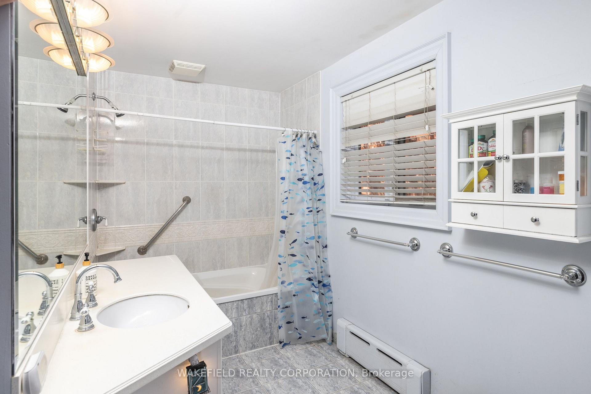 Photo 18 of 14 Willowbank Boulevard, Toronto, Yonge-Eglinton — HOMEH