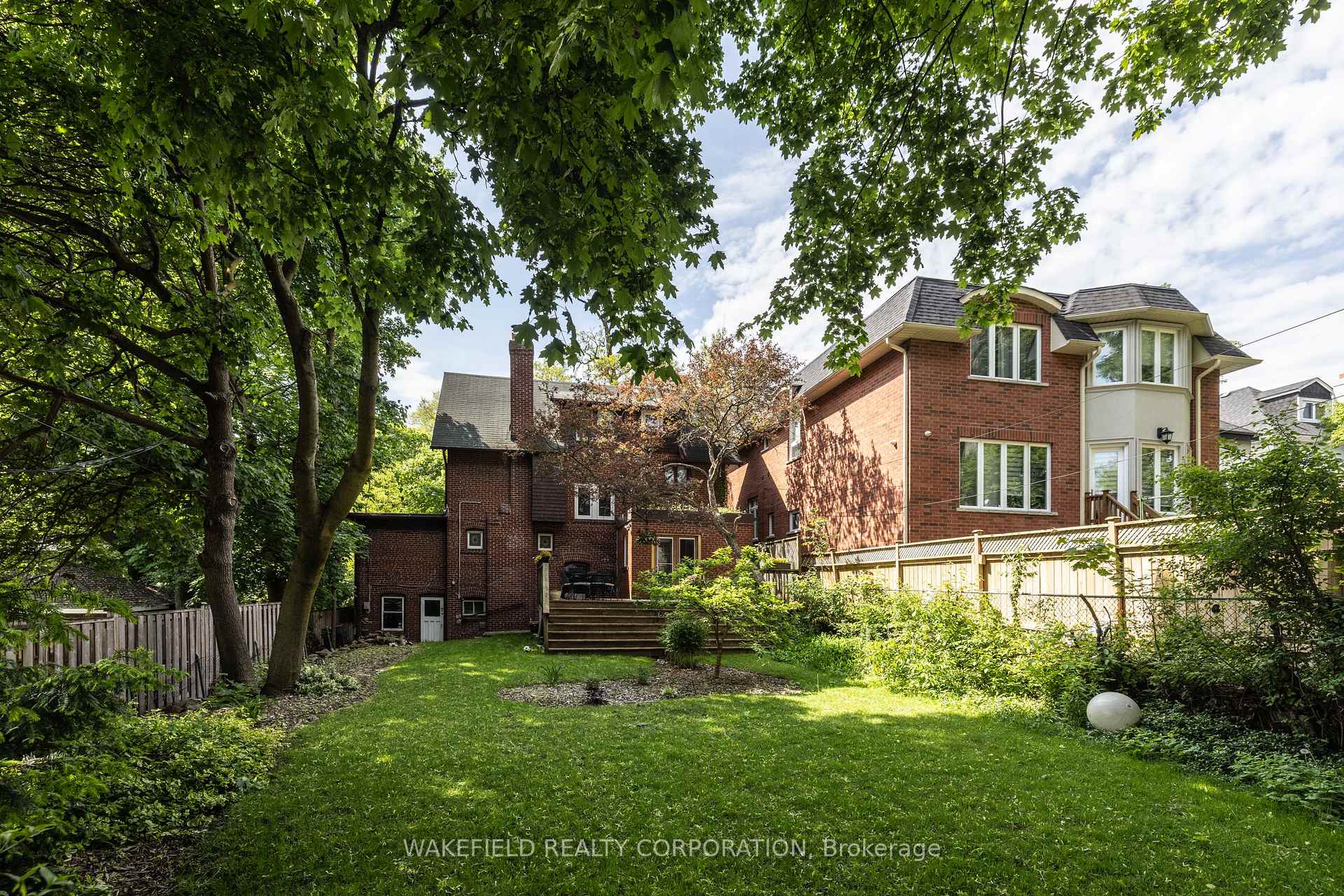 Photo 21 of 14 Willowbank Boulevard, Toronto, Yonge-Eglinton — HOMEH