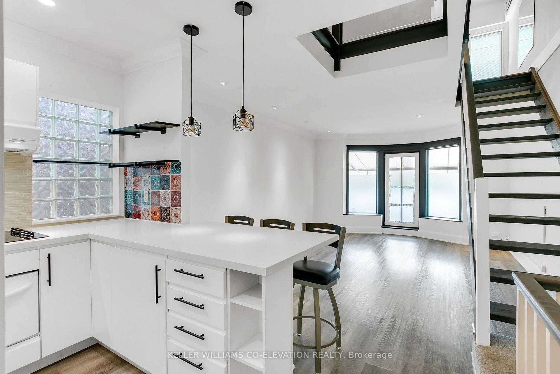 Photo 4 of Unit Upper, 8 Ravina Crescent, Toronto, Blake-Jones — HOMEH