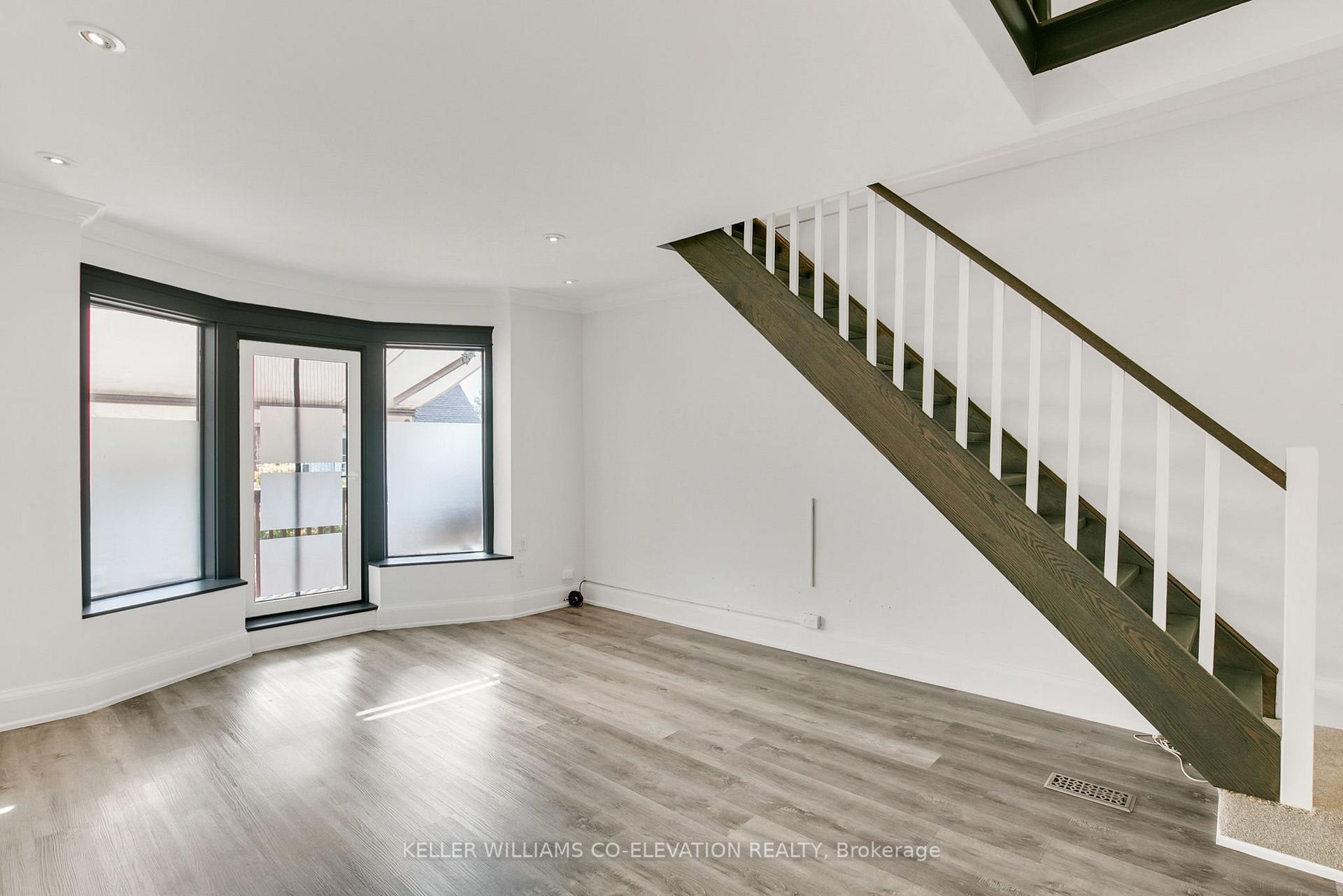 Photo 6 of Unit Upper, 8 Ravina Crescent, Toronto, Blake-Jones — HOMEH
