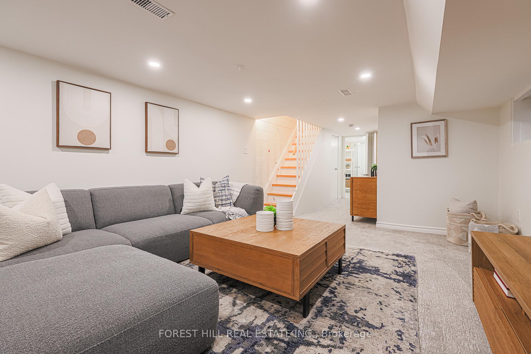 Photo 91 of 21 Dilworth Crescent, Toronto, Broadview North — HOMEH