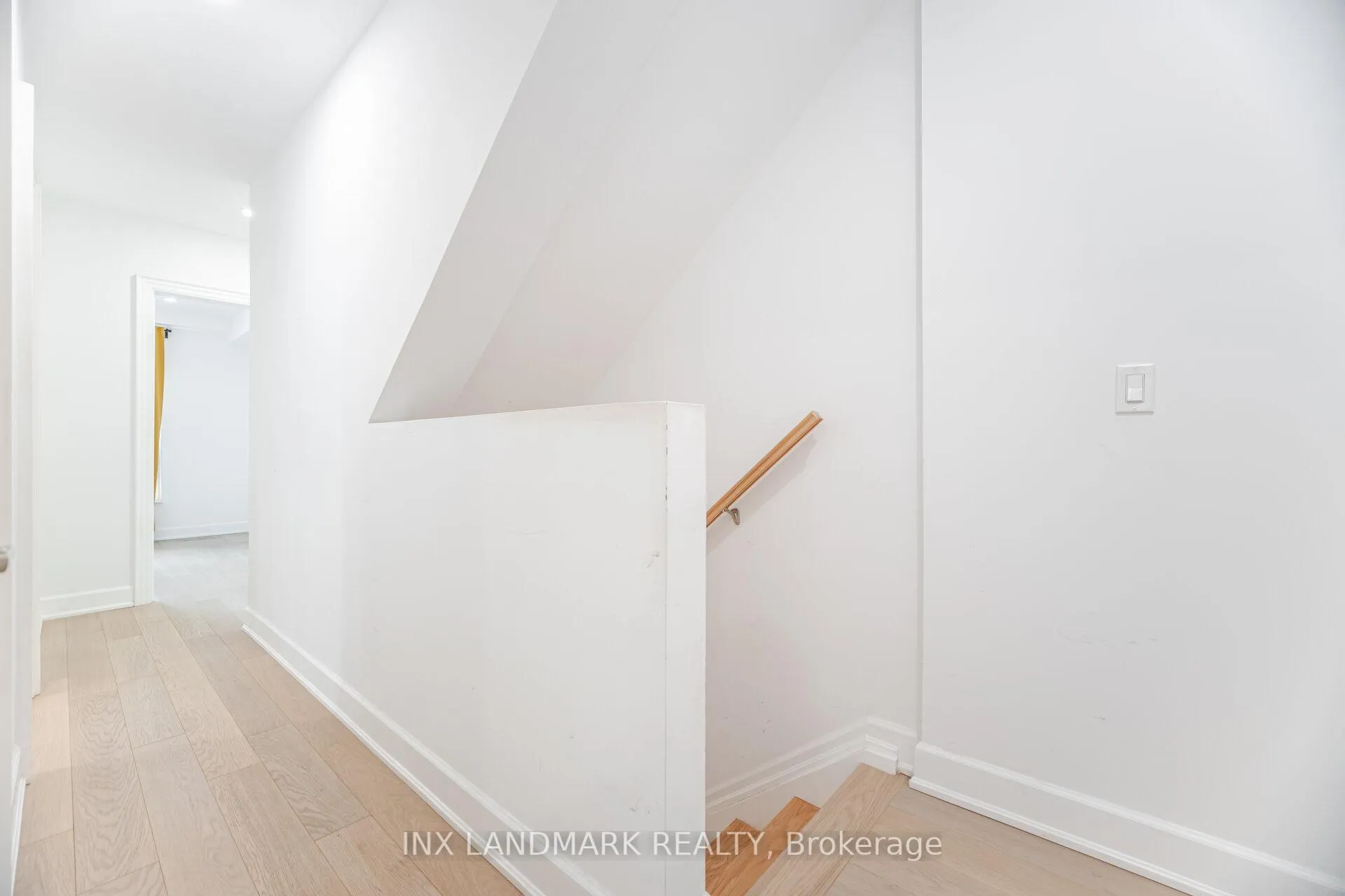 Photo 22 of 629 Shaw Street, Toronto, Palmerston-Little Italy — HOMEH