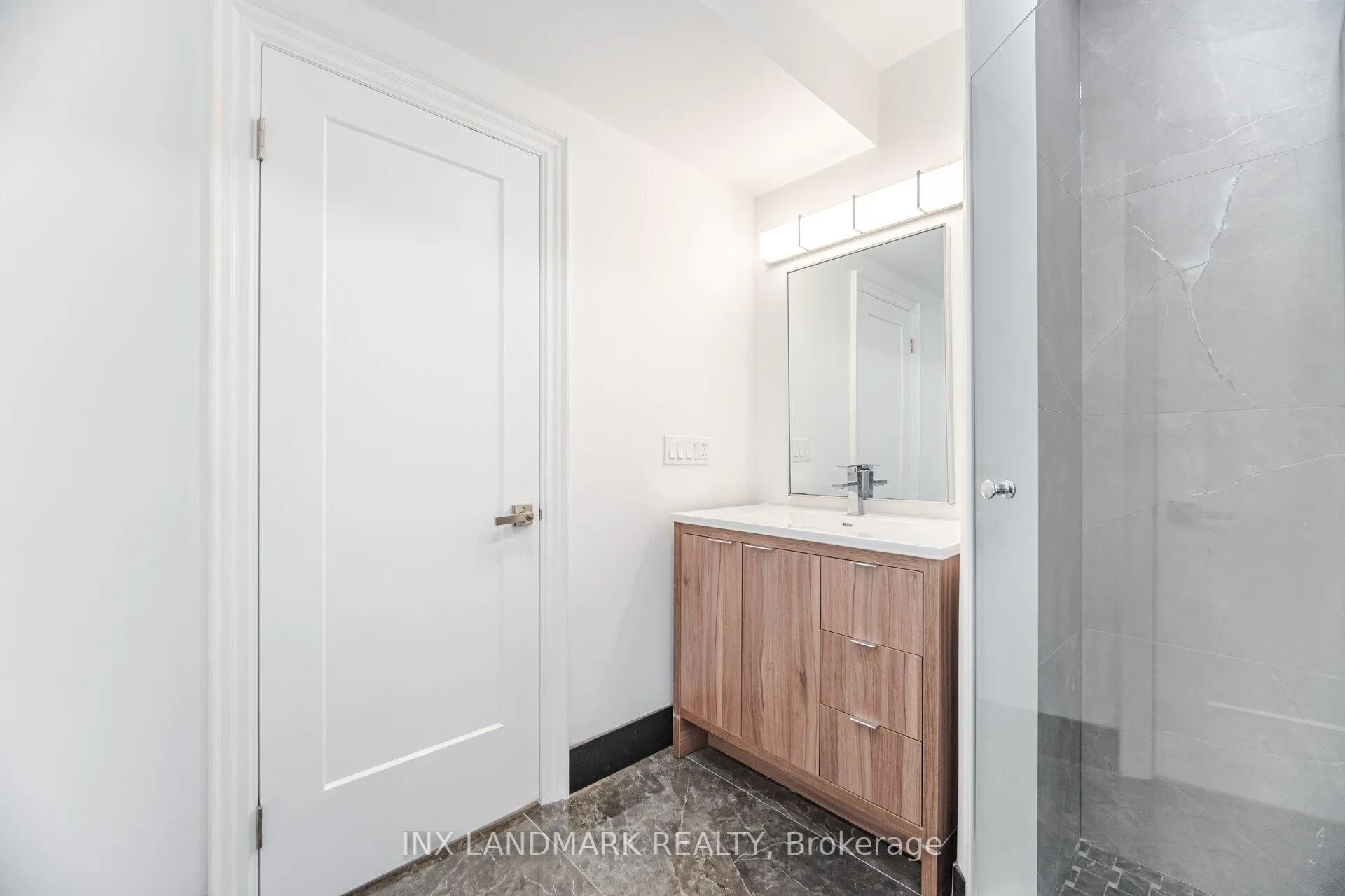 Photo 30 of 629 Shaw Street, Toronto, Palmerston-Little Italy — HOMEH
