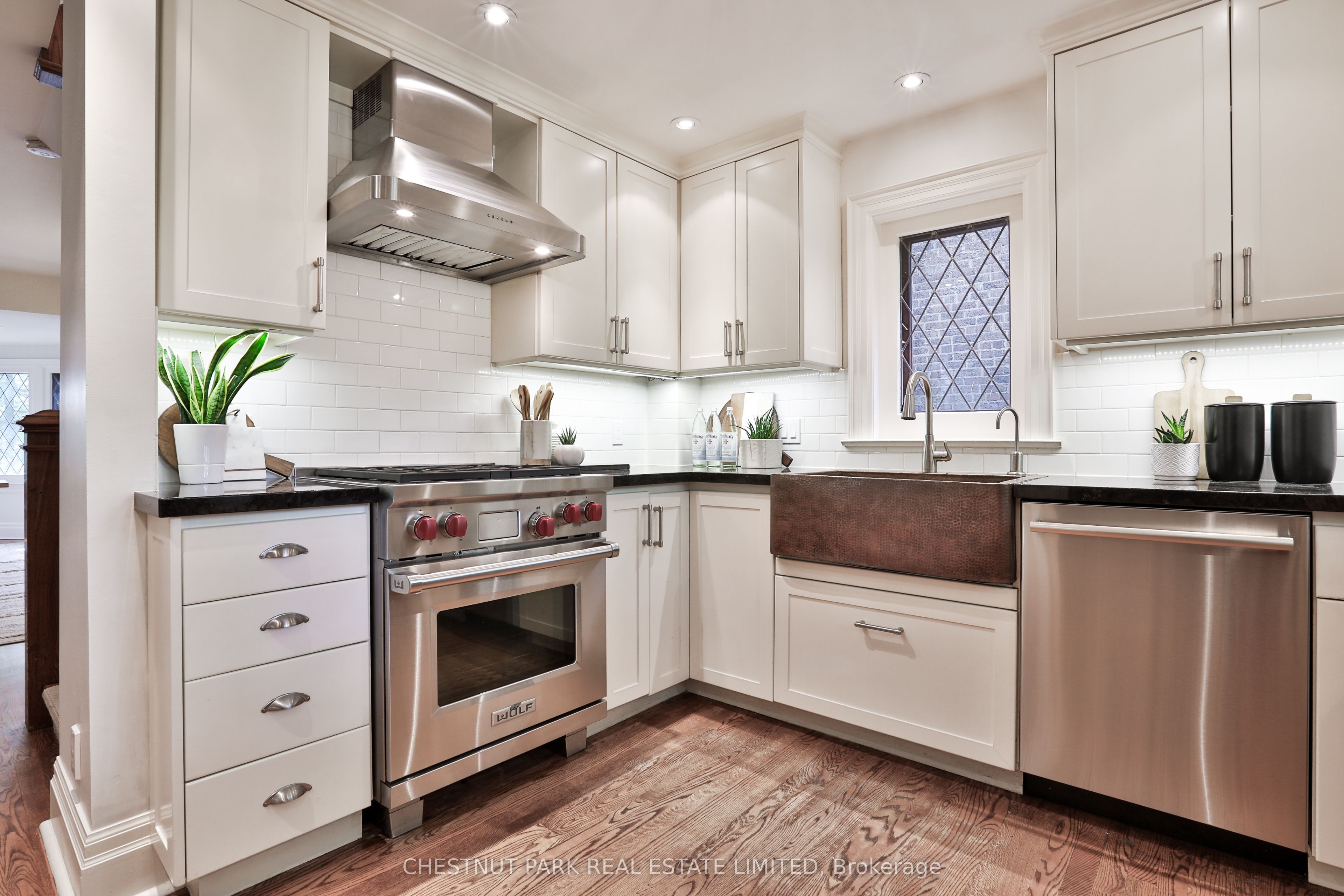 Photo 55 of 12 Wychwood Park, Toronto, Wychwood — HOMEH