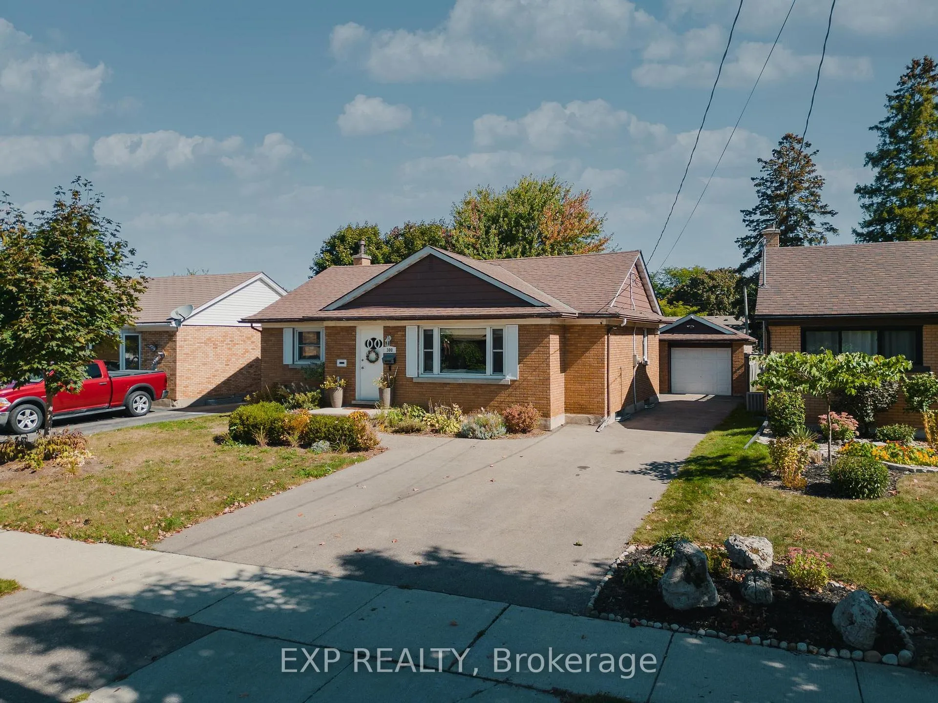 Photo 1 of 300 Melrose Avenue, Kitchener — HOMEH