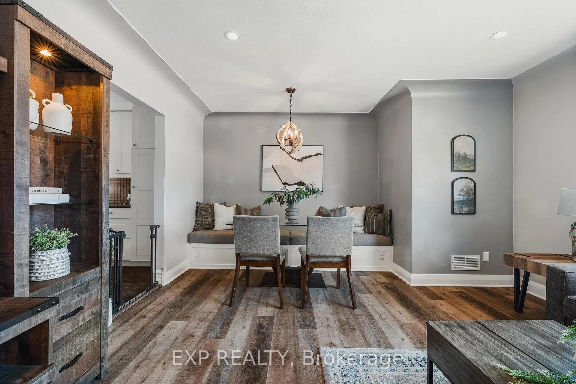 Photo 2 of 300 Melrose Avenue, Kitchener — HOMEH