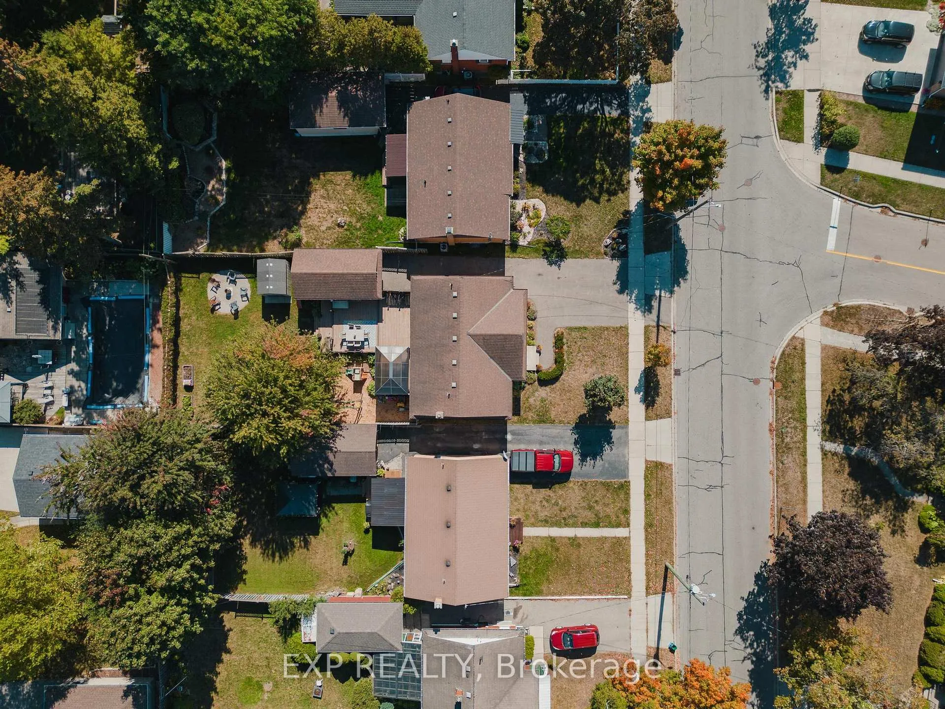 Photo 30 of 300 Melrose Avenue, Kitchener — HOMEH