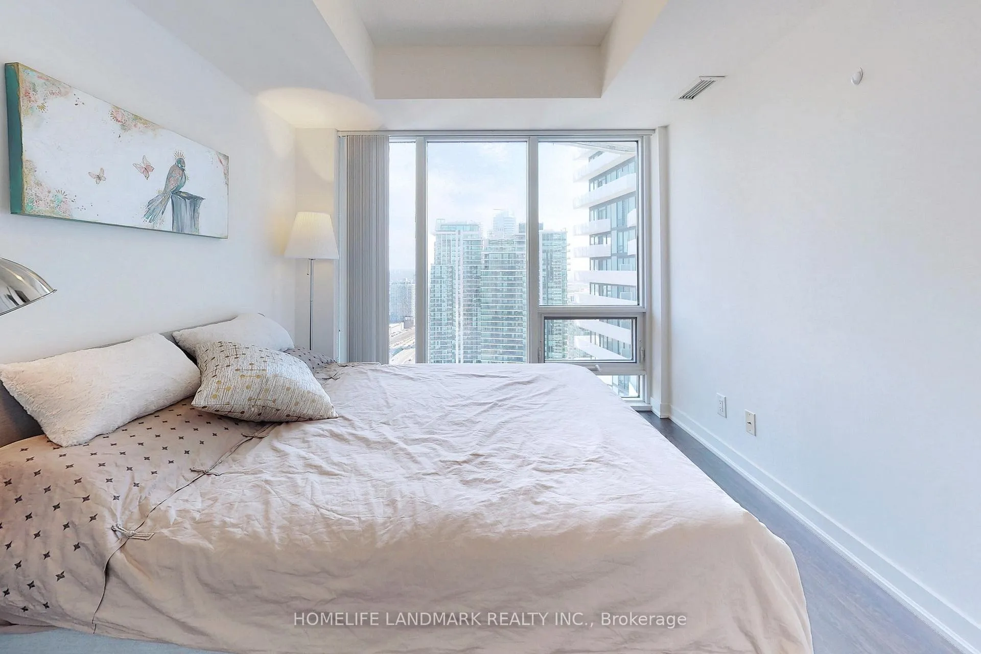 Photo 17 of Unit 4705, 100 Harbour Street, Toronto, Waterfront Communities — HOMEH