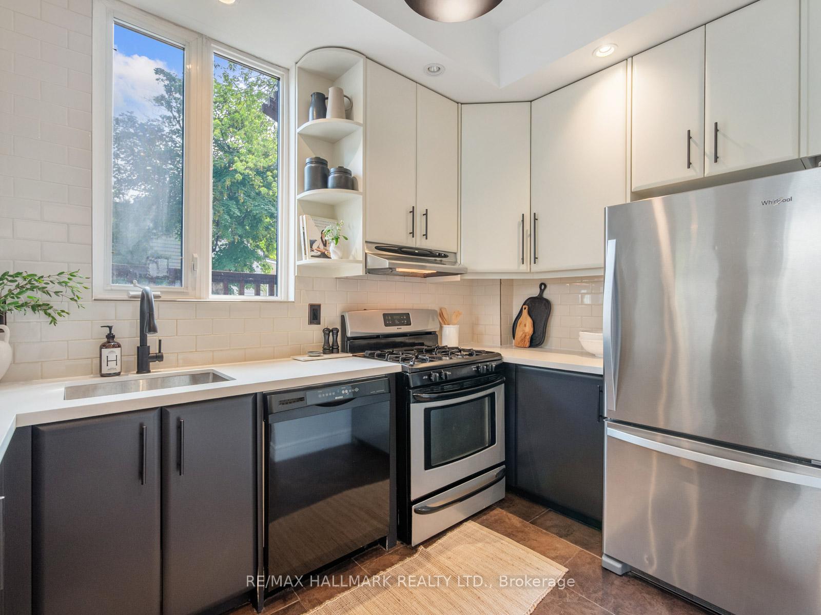 Photo 11 of 22 Dawson Avenue, Toronto, Blake-Jones — HOMEH