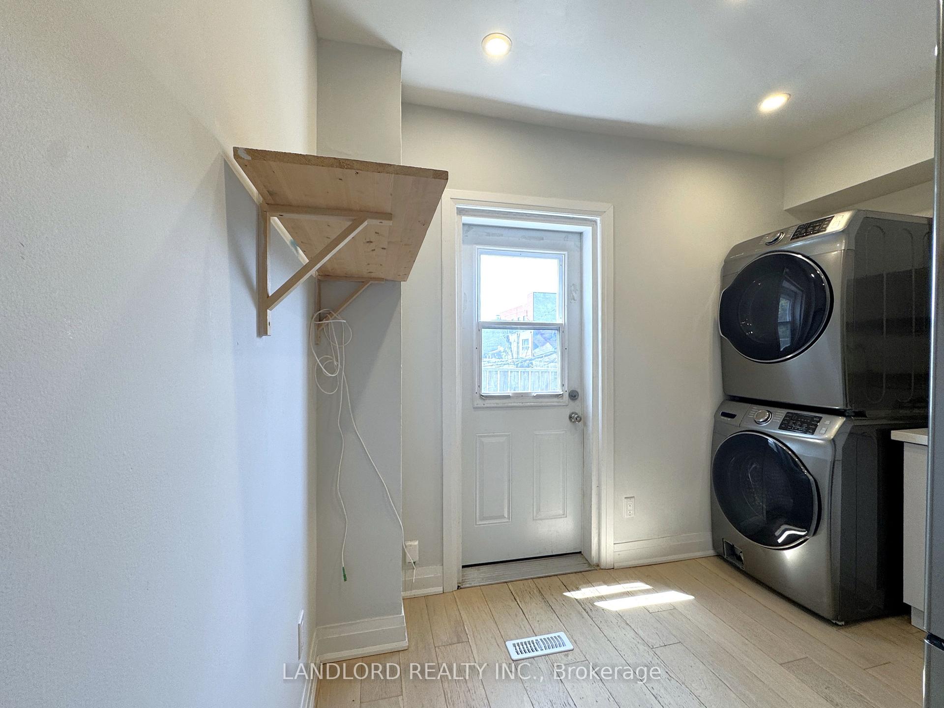 Photo 7 of Unit Upper, 244 Boulton Avenue, Toronto, South Riverdale — HOMEH