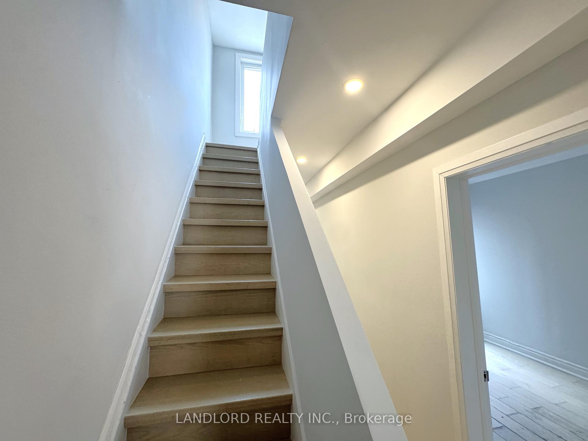 Photo 14 of Unit Upper, 244 Boulton Avenue, Toronto, South Riverdale — HOMEH