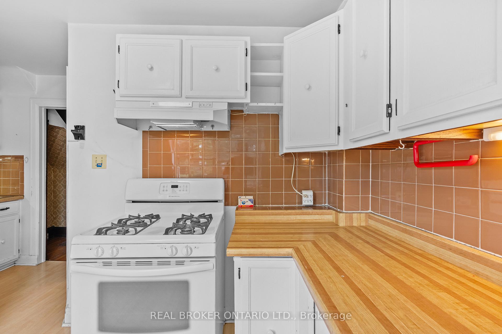 Photo 11 of 47 Mortimer Avenue, Toronto, Broadview North — HOMEH