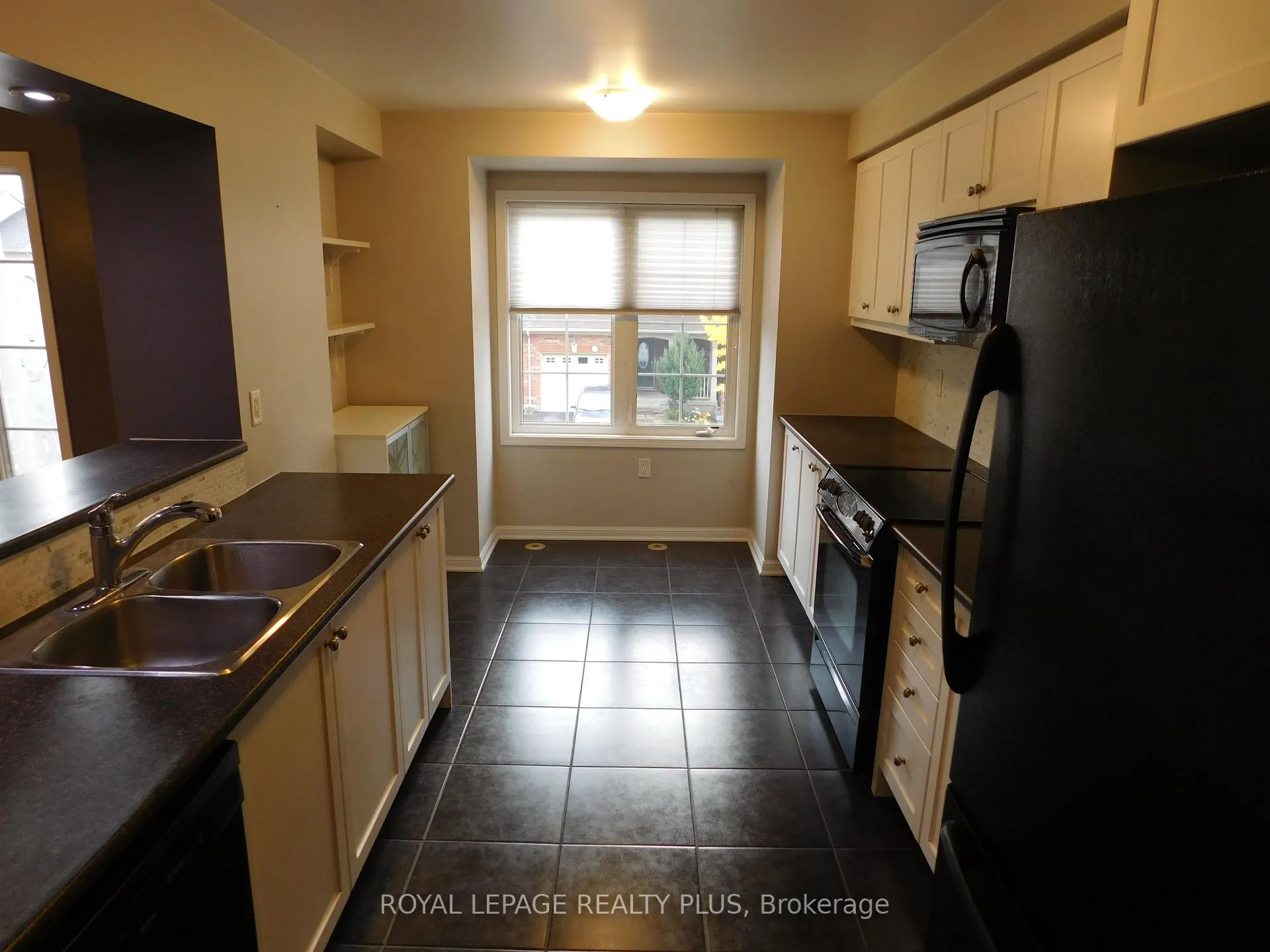 Photo 13 of 575 Speyer Circle, Milton, Harrison — HOMEH