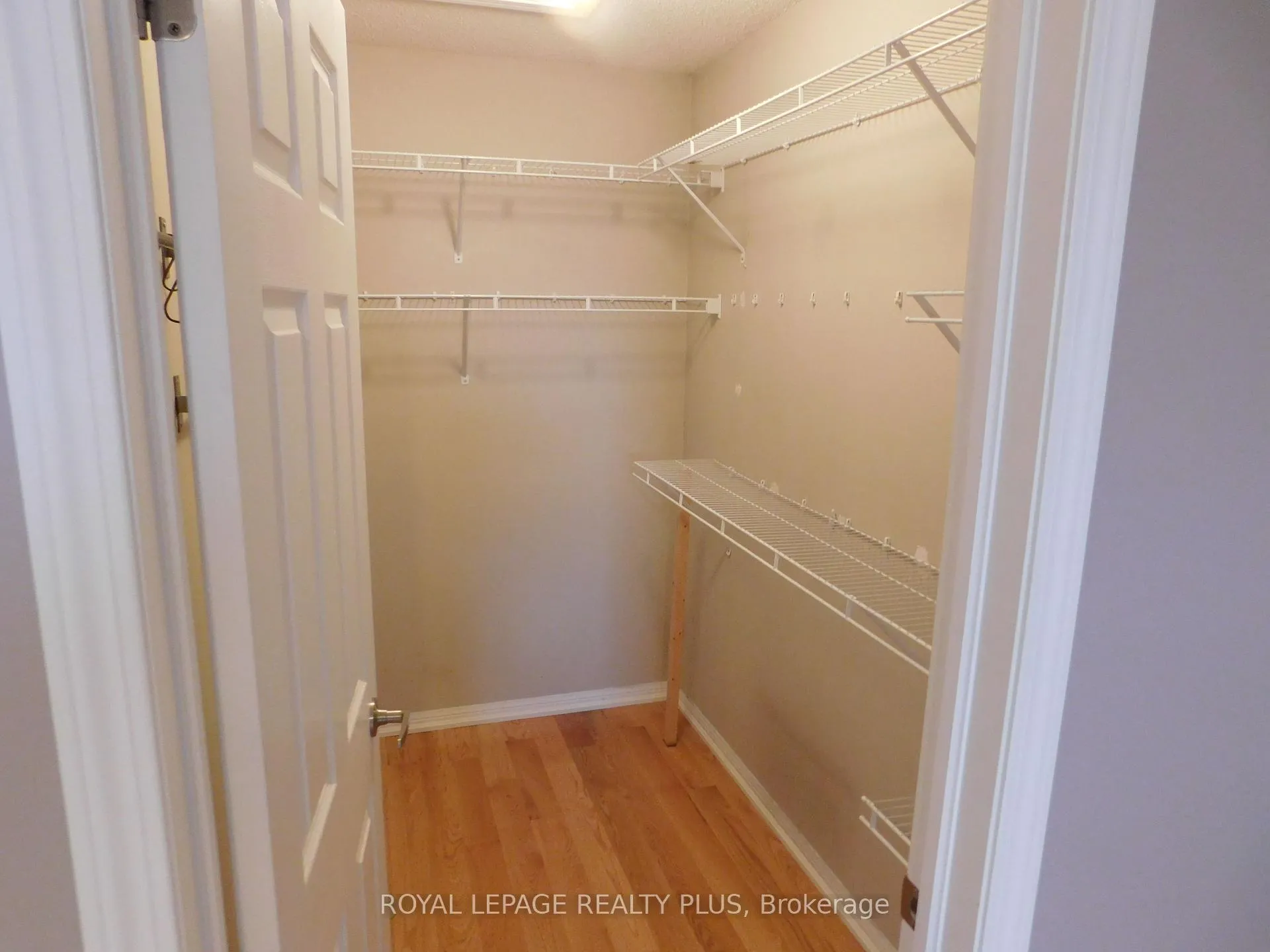 Photo 21 of 575 Speyer Circle, Milton, Harrison — HOMEH