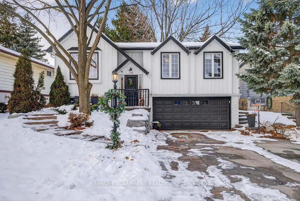 Photo 1 of 16 Forestgate Drive, Hamilton, Fessenden — HOMEH