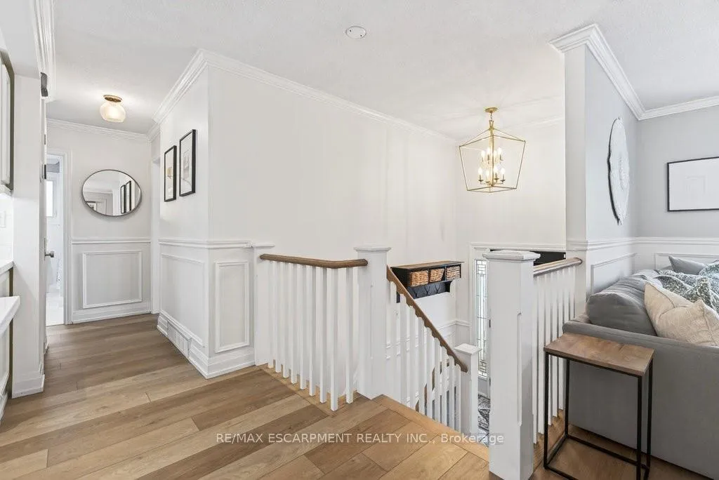 Photo 10 of 16 Forestgate Drive, Hamilton, Fessenden — HOMEH