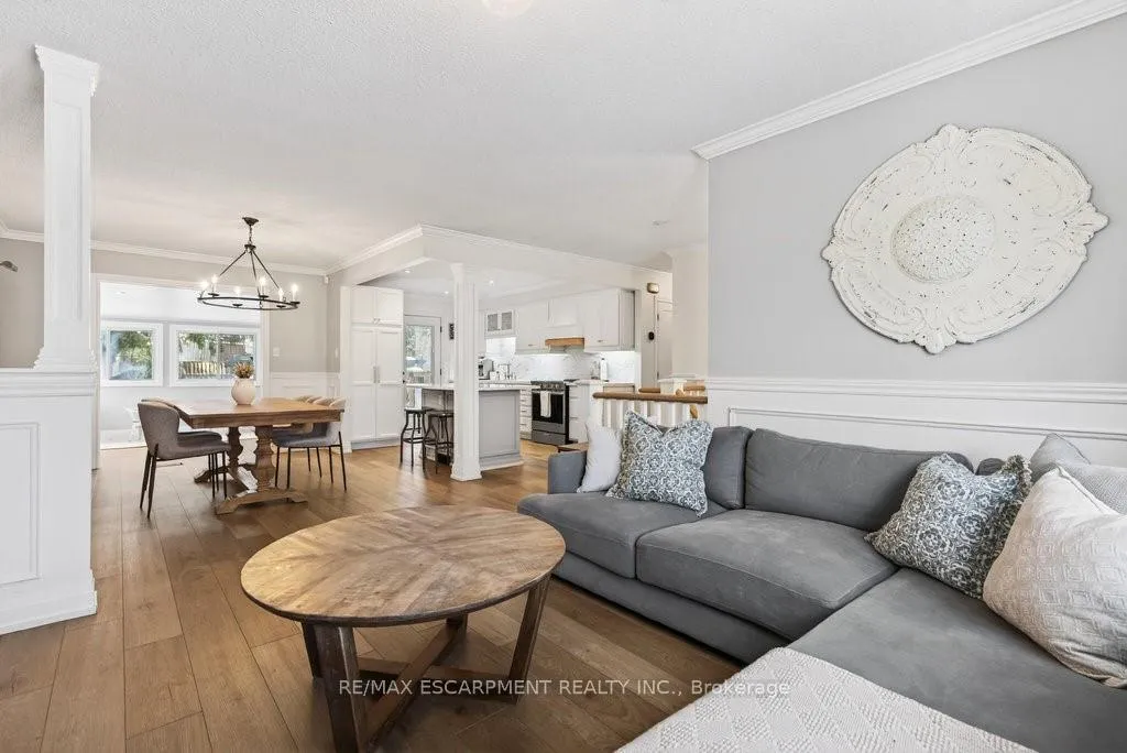 Photo 16 of 16 Forestgate Drive, Hamilton, Fessenden — HOMEH