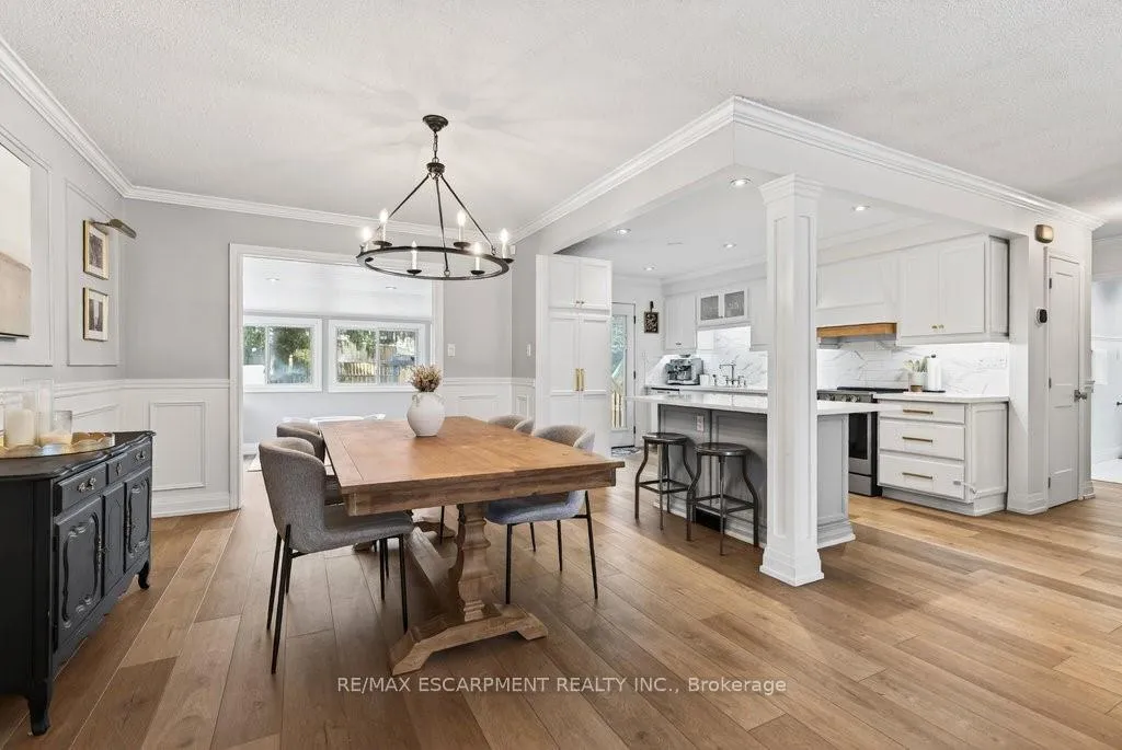 Photo 17 of 16 Forestgate Drive, Hamilton, Fessenden — HOMEH