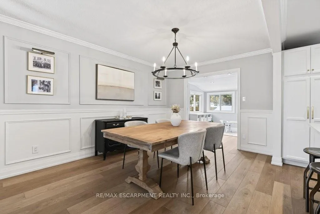 Photo 18 of 16 Forestgate Drive, Hamilton, Fessenden — HOMEH
