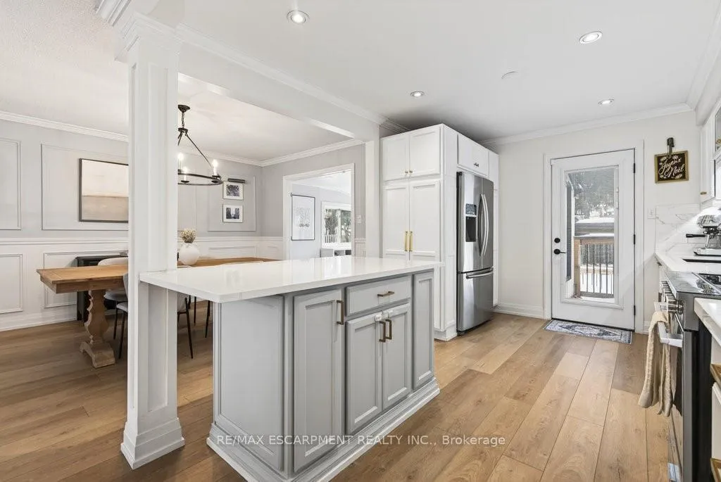 Photo 27 of 16 Forestgate Drive, Hamilton, Fessenden — HOMEH